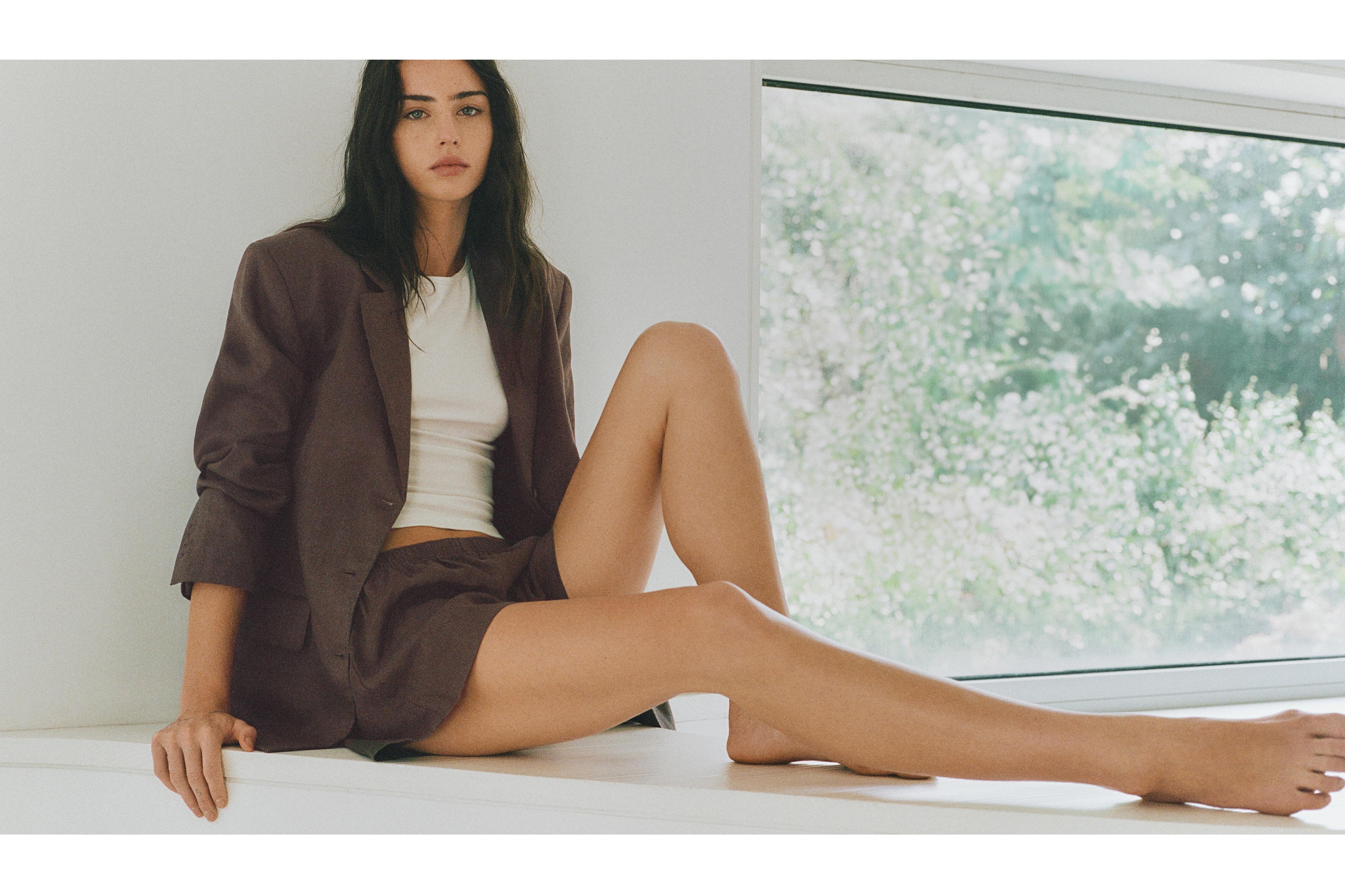 100% linen fitted blazer — Taupe