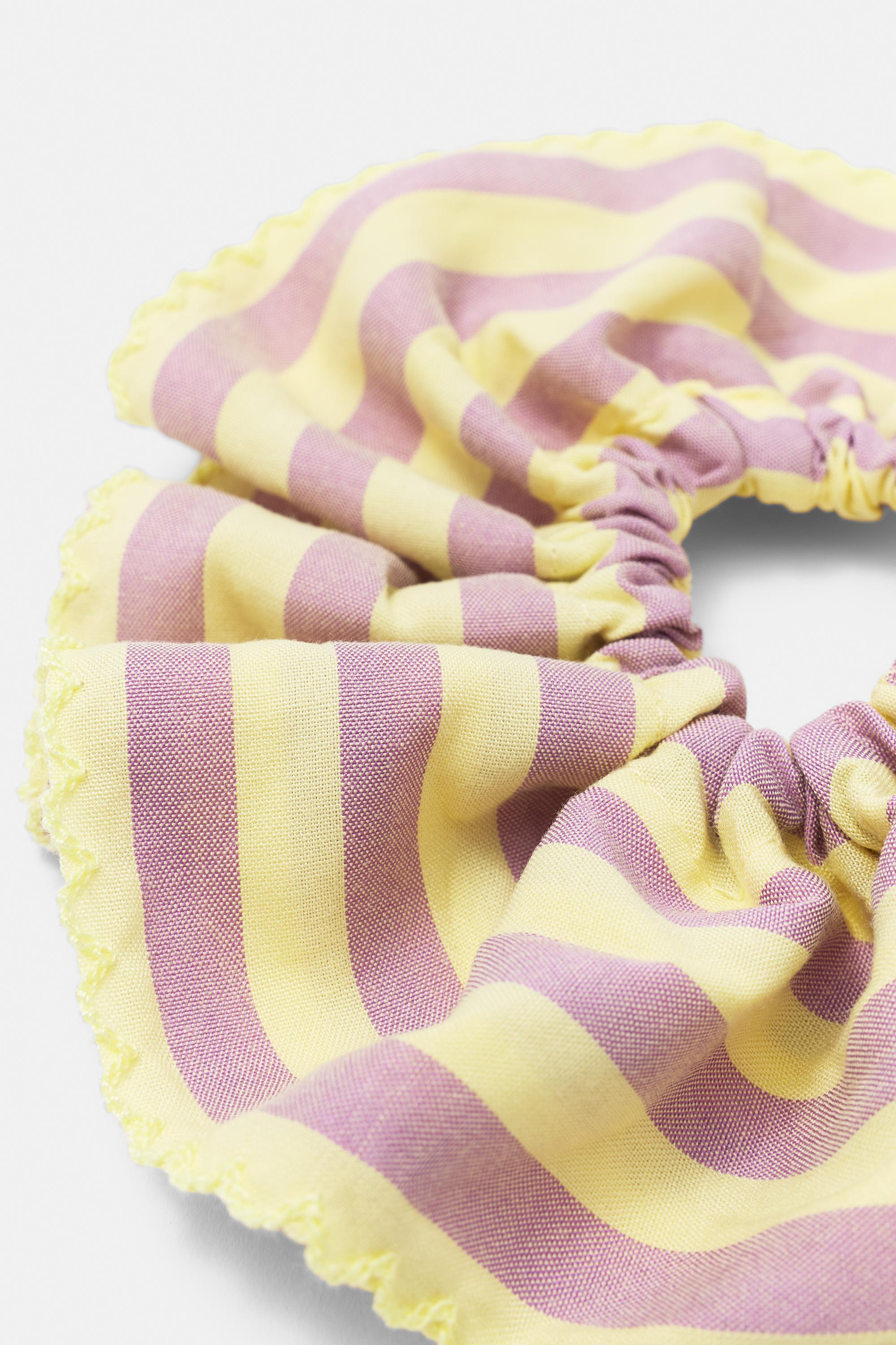 Striped scrunchie — Yellow