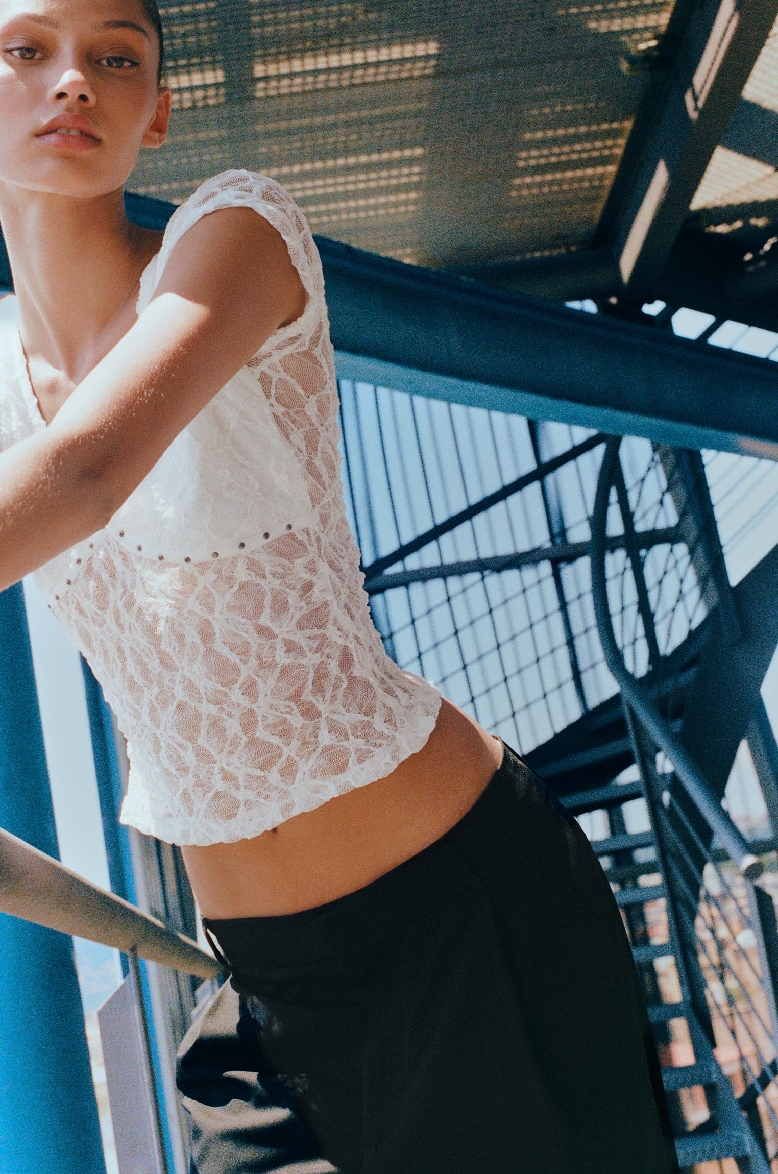 Studded lace T-shirt — White