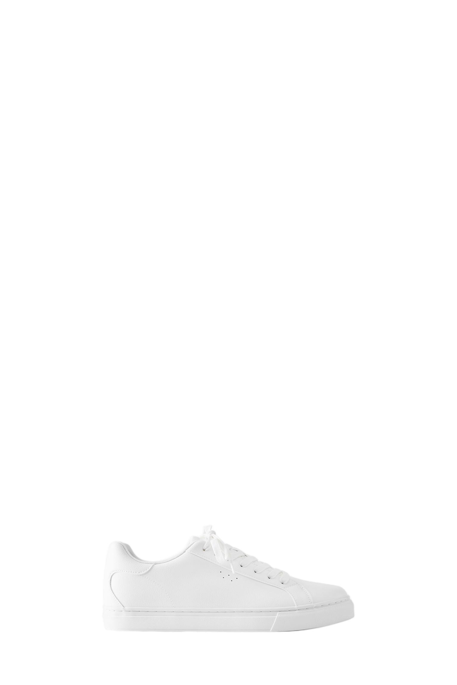 Casual trainers — White