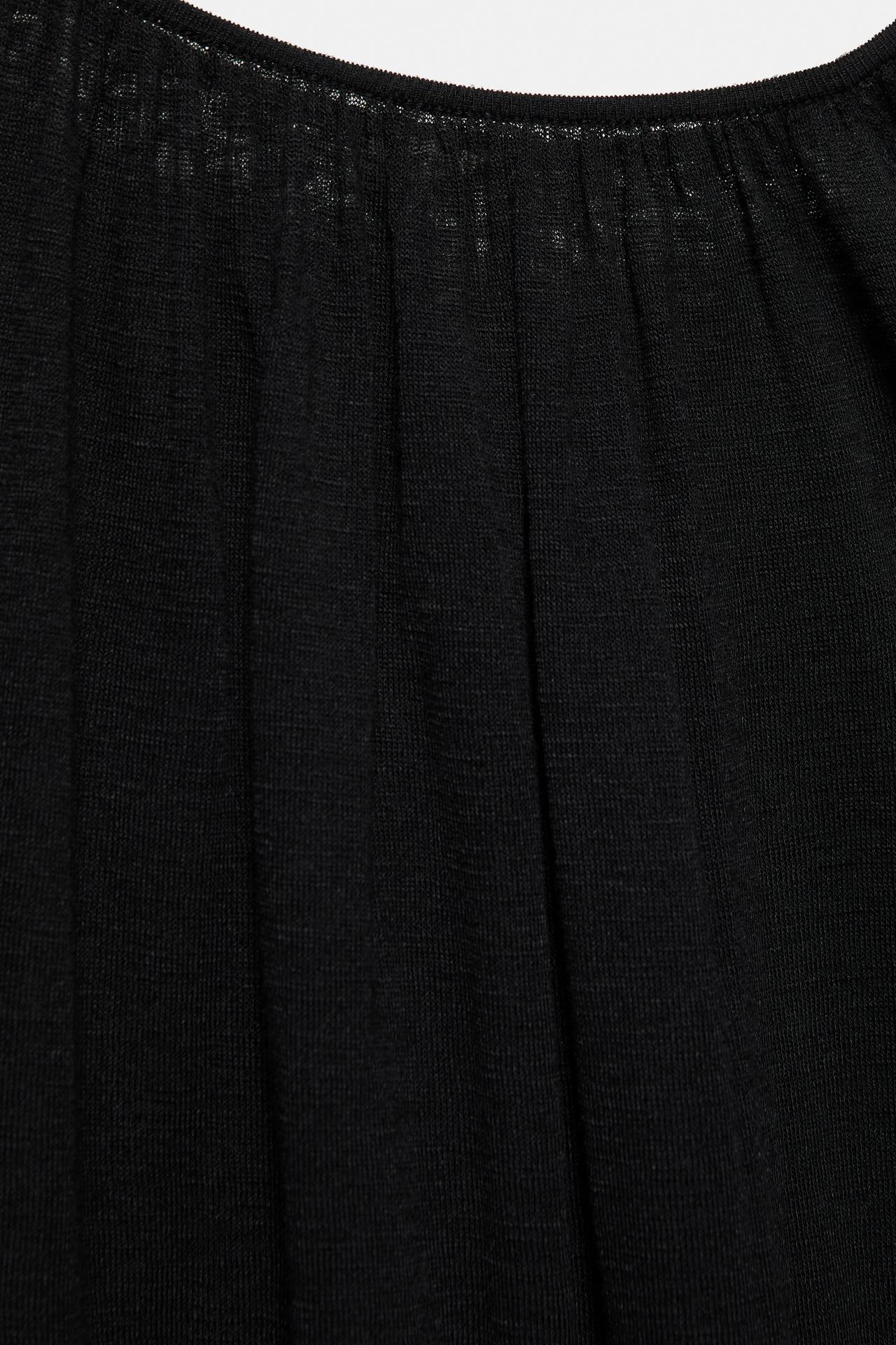 Fine knit cut-out top — Black