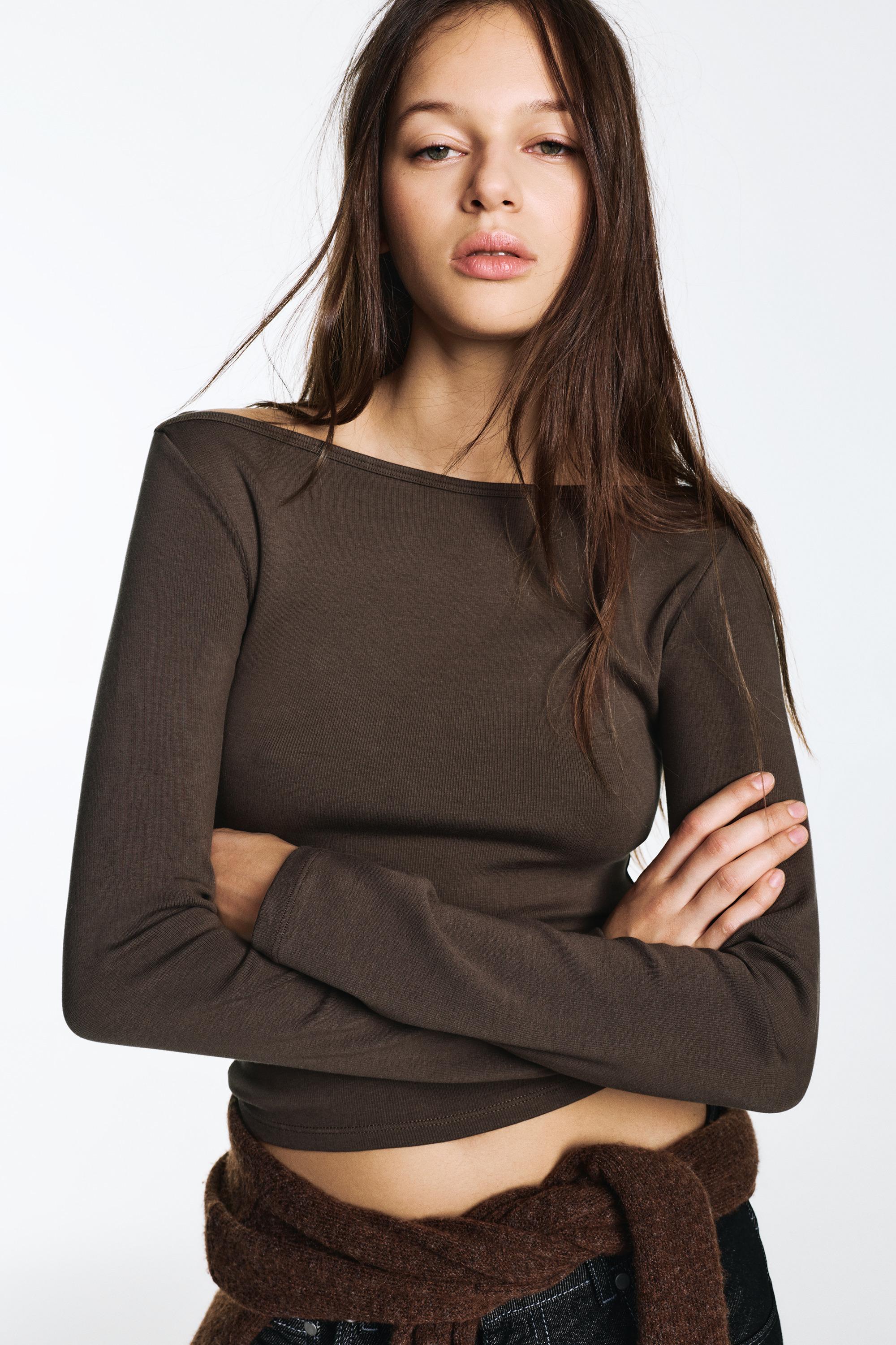 Uzun kollu geniş yaka t-shirt - Görsel 61