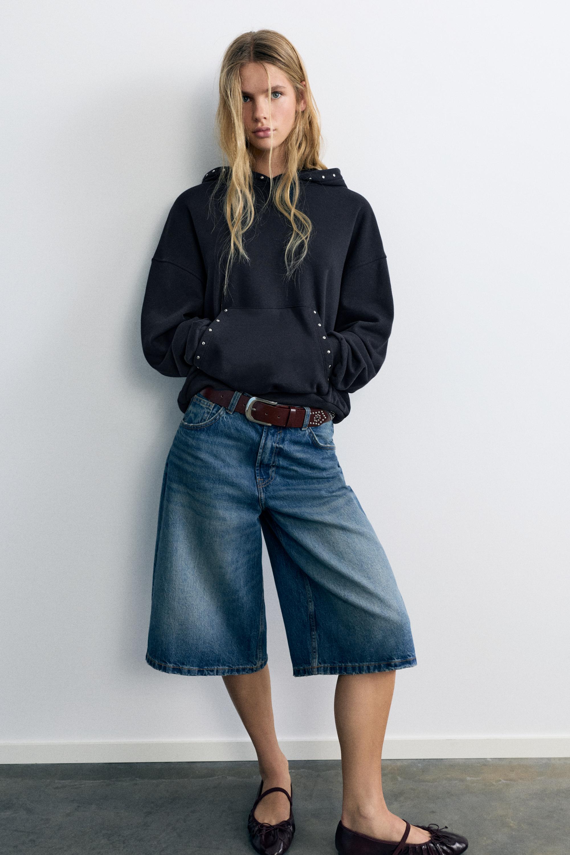 Studded hoodie — Dark grey