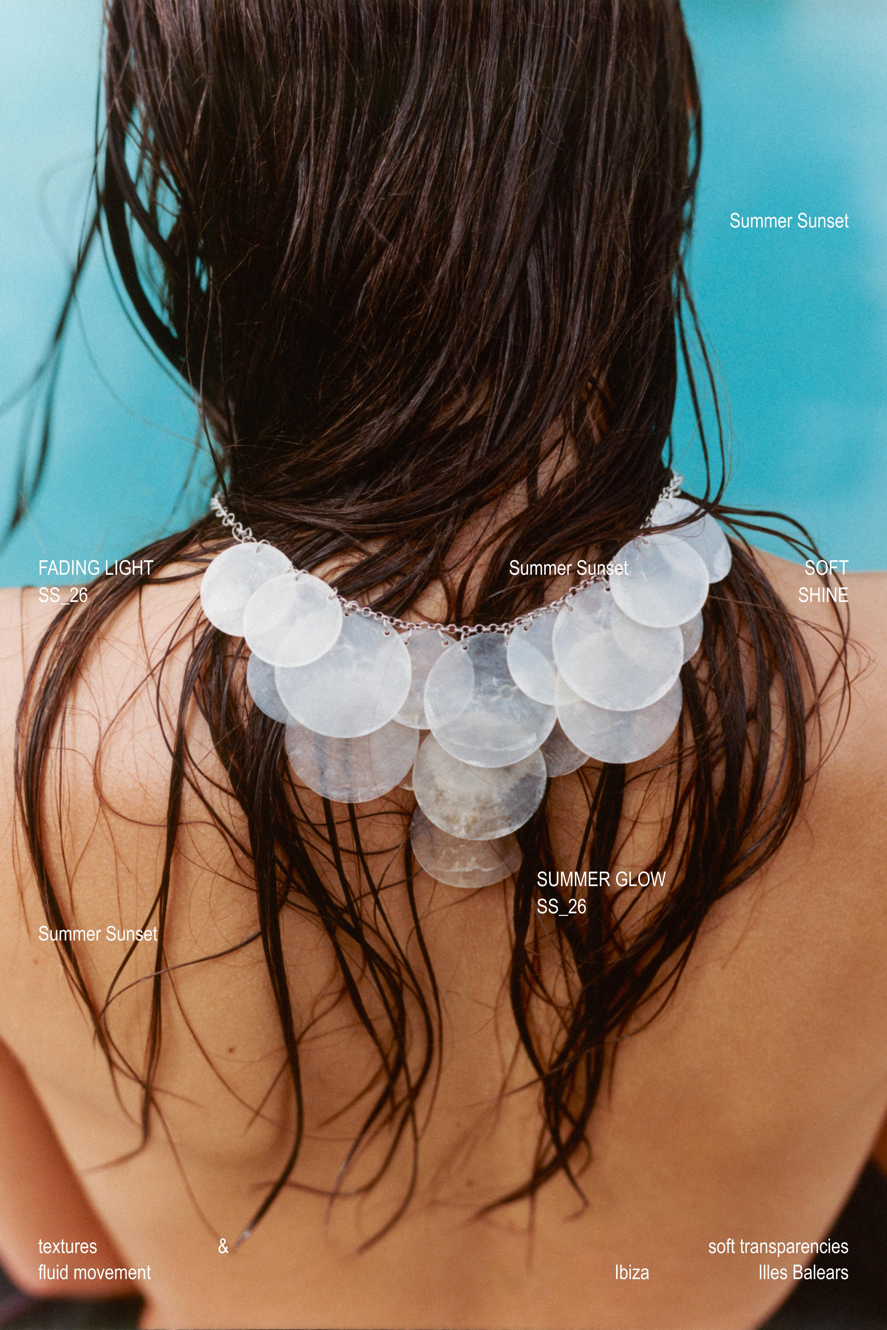 Mother-of-pearl-effect necklace — Ice