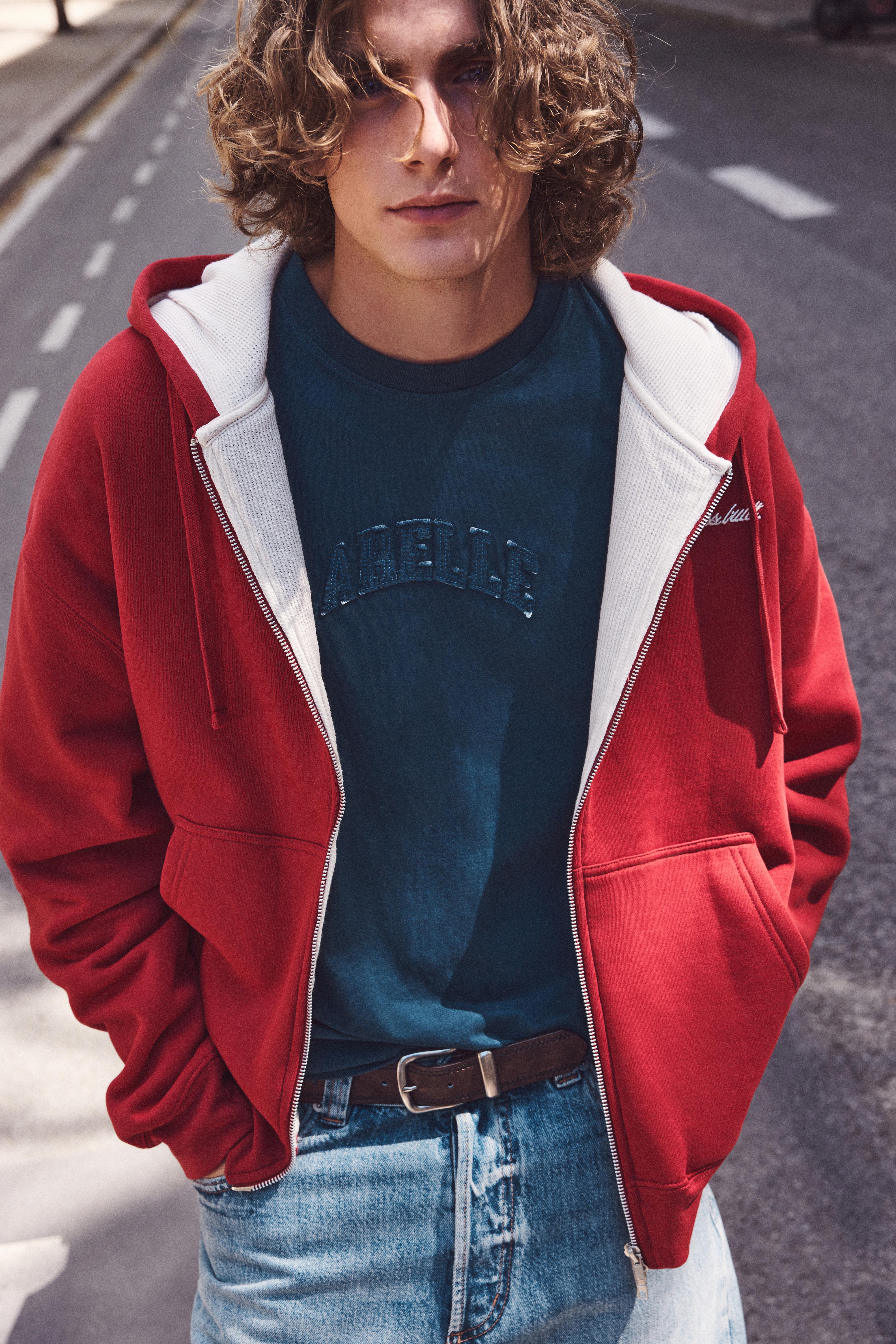 Graphic zip-up hoodie — Red