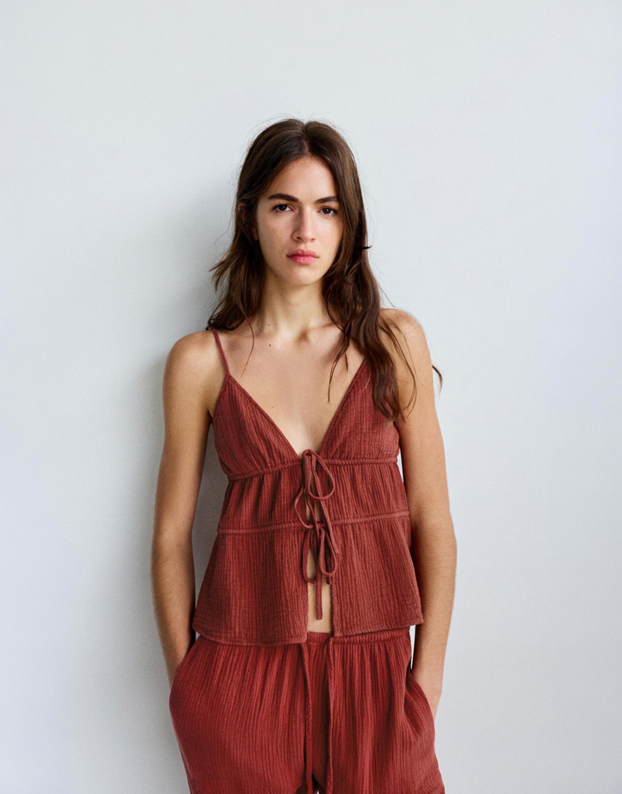 Crepe strappy top — Russet
