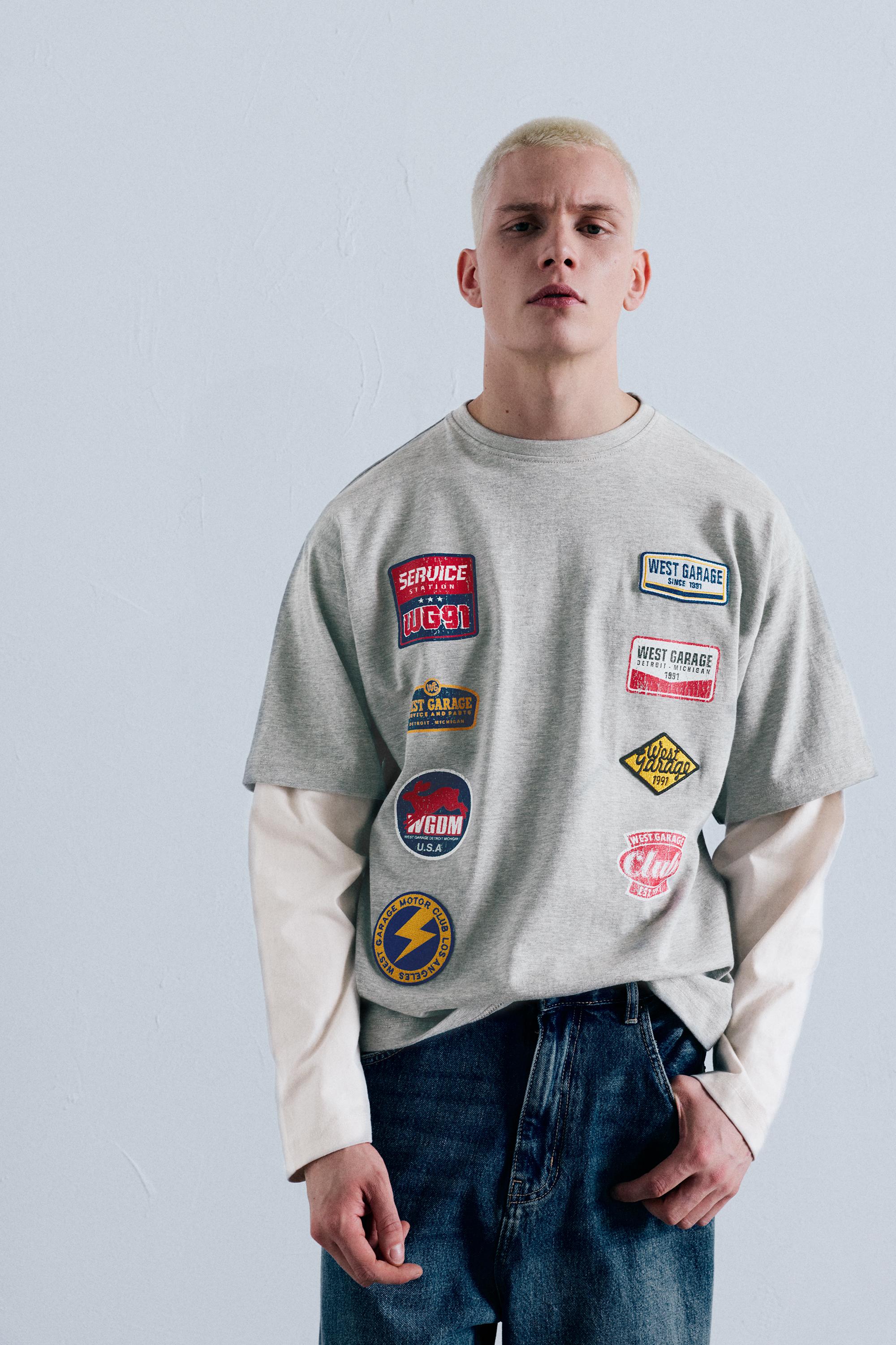 T-Shirt Mit Doppelten Ärmeln Und Patches