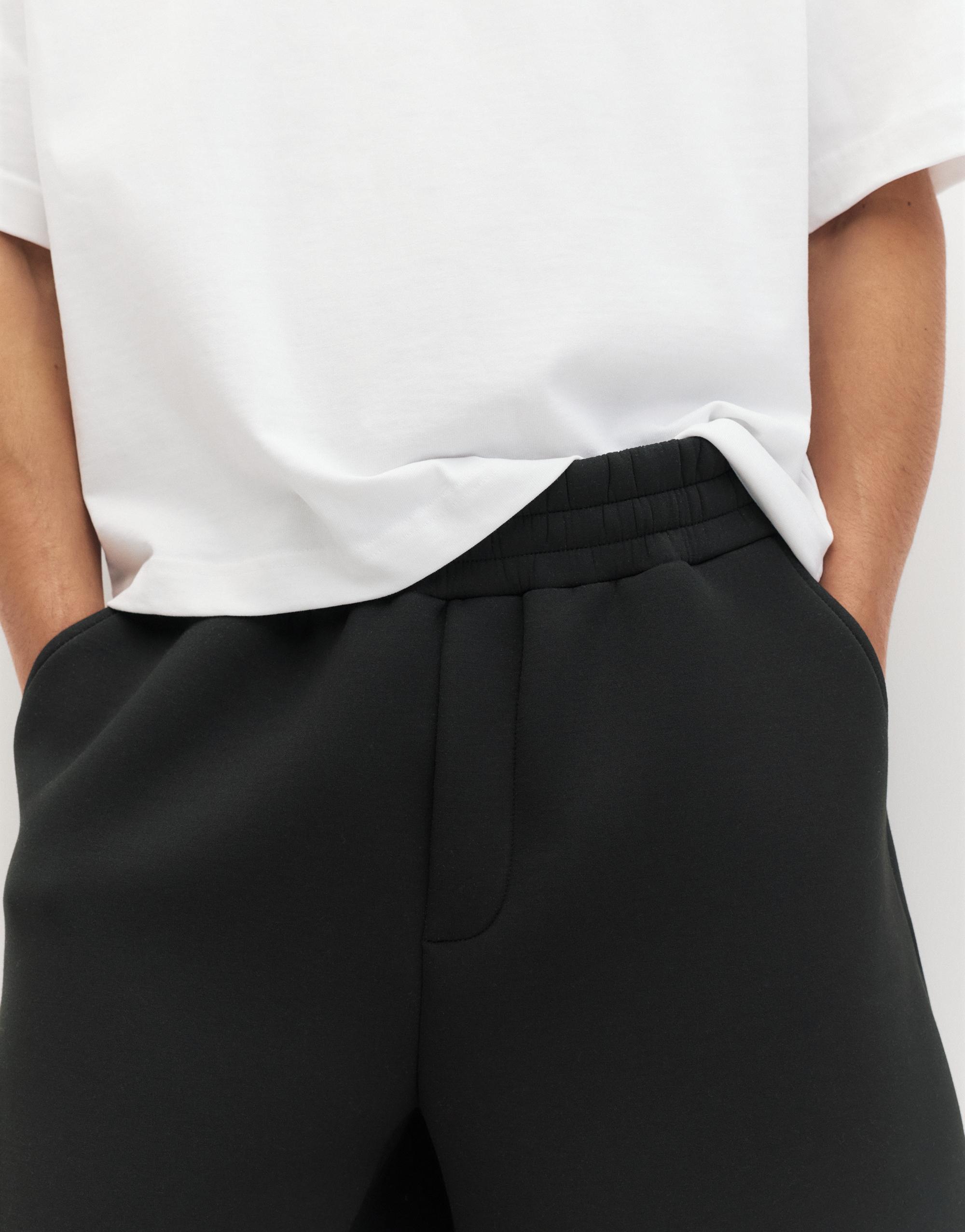 Neoprene-effect jogger Bermuda shorts — Black