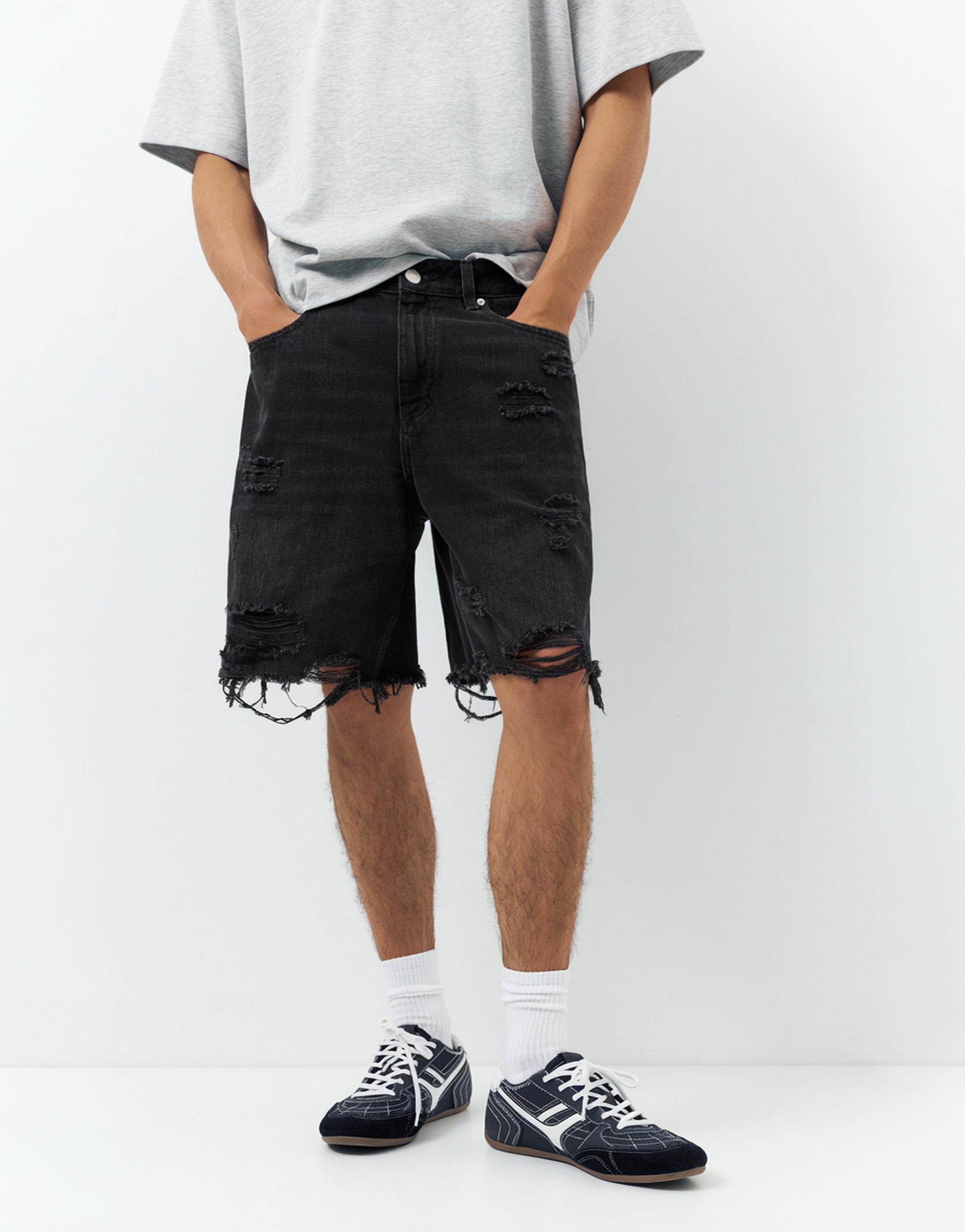 Straight-leg denim Bermuda shorts — Faded black