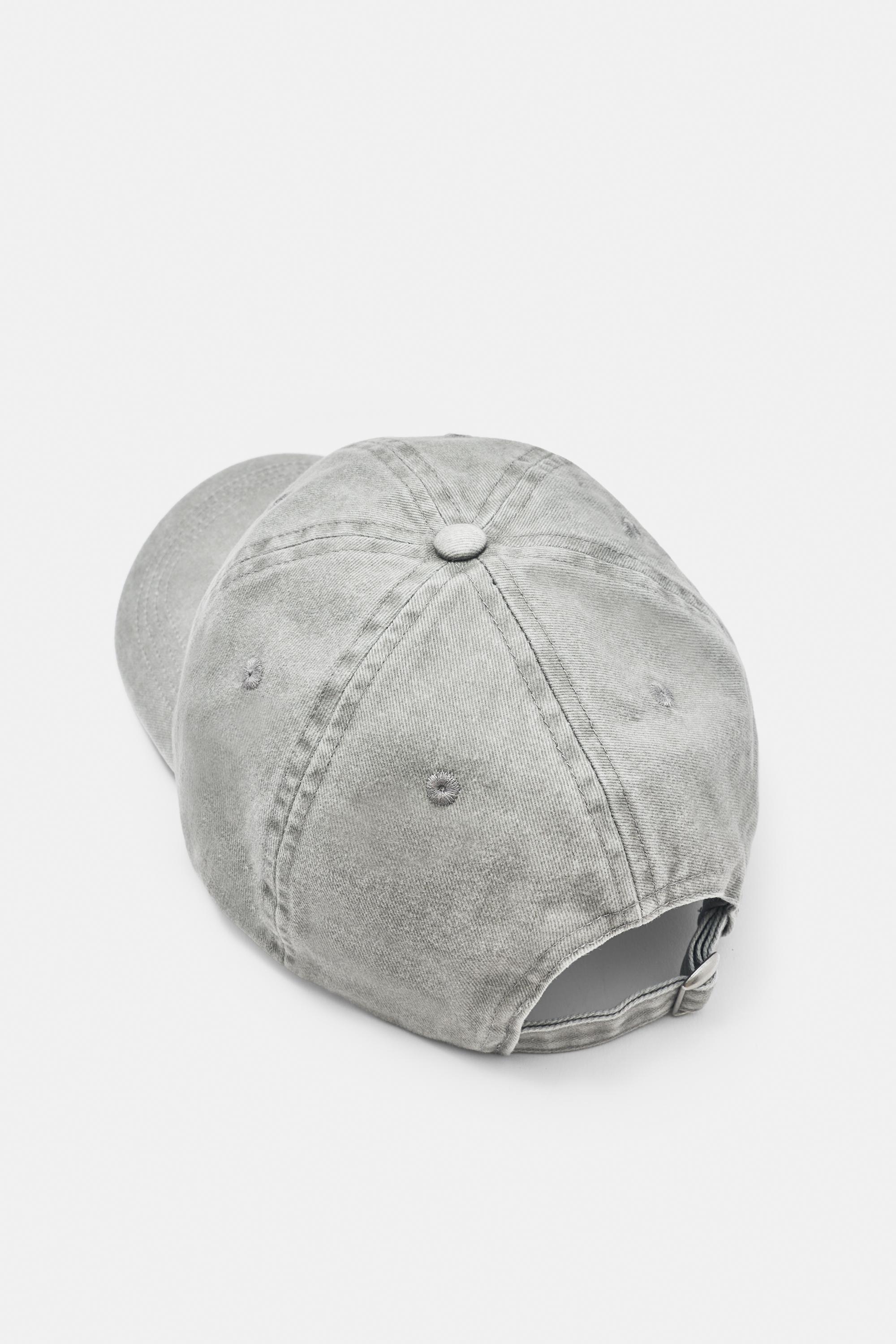 Montmartre Paris cap — Grey