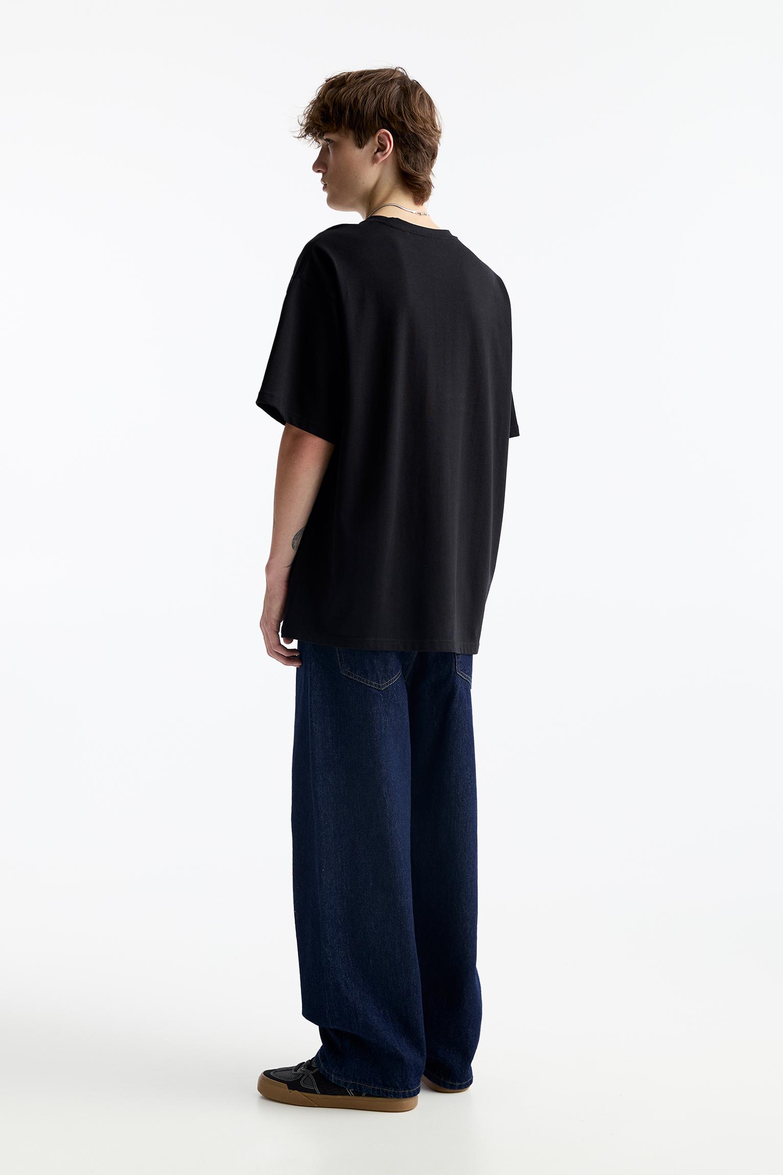 Heavy weight T-shirt — Black
