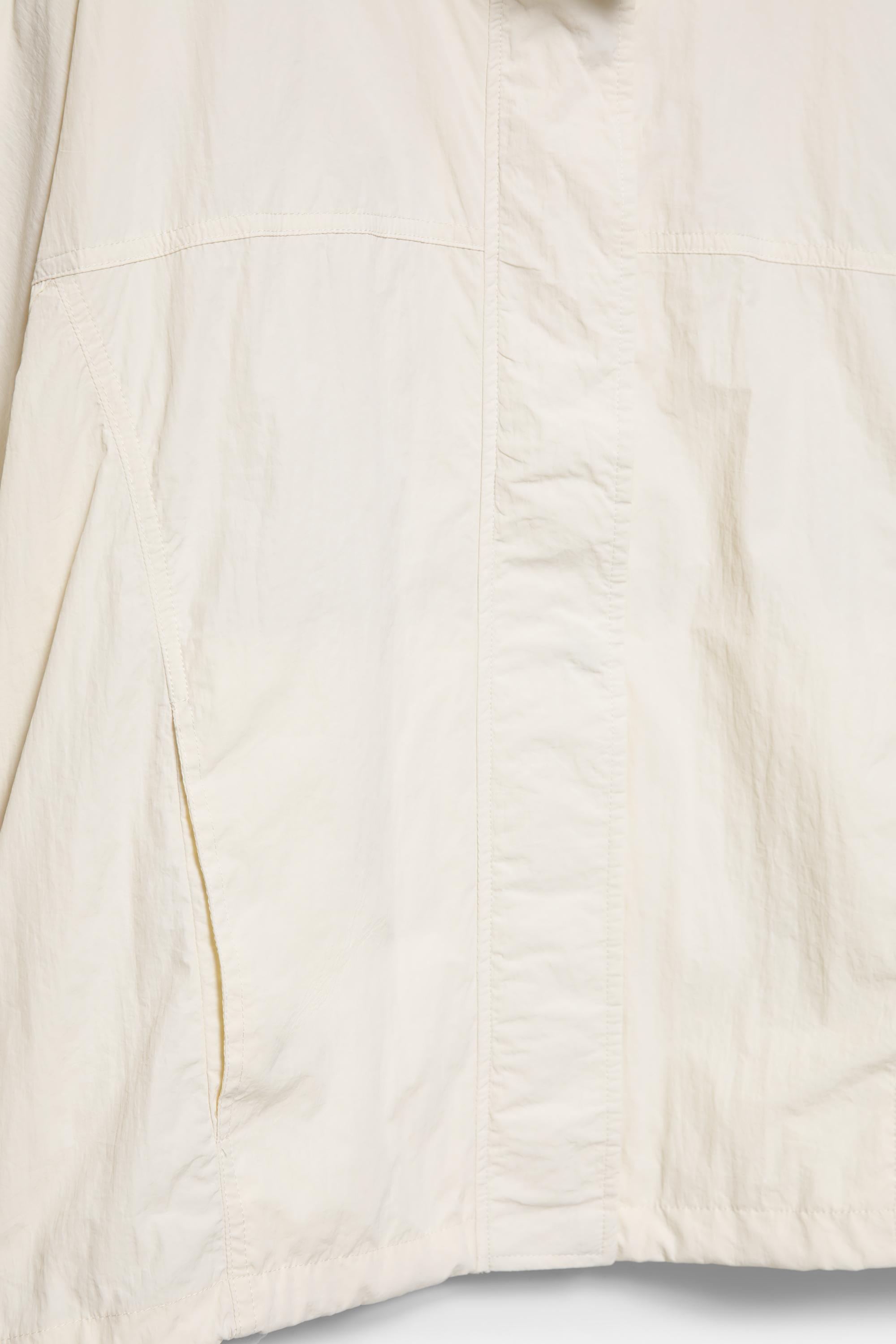 Short nylon-effect jacket — Ecru