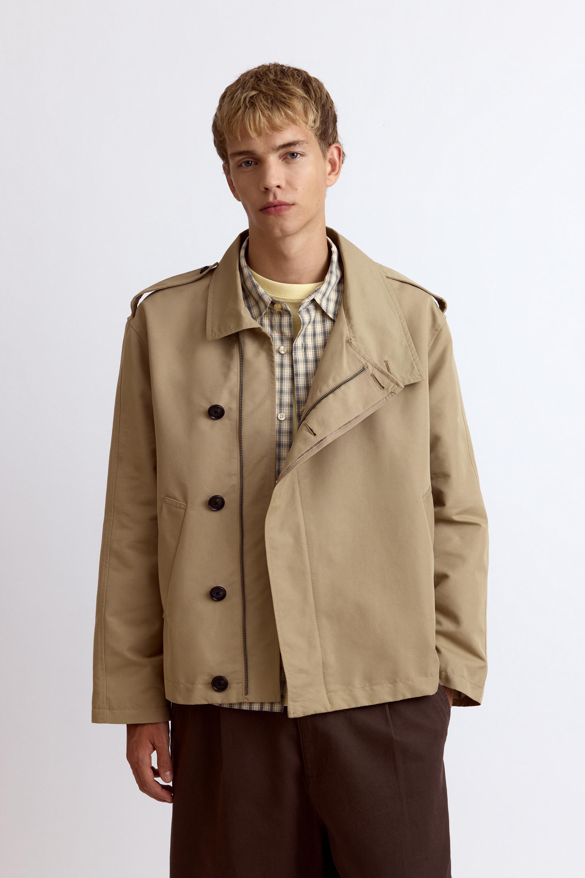 Pull&Bear Kısa trençkot