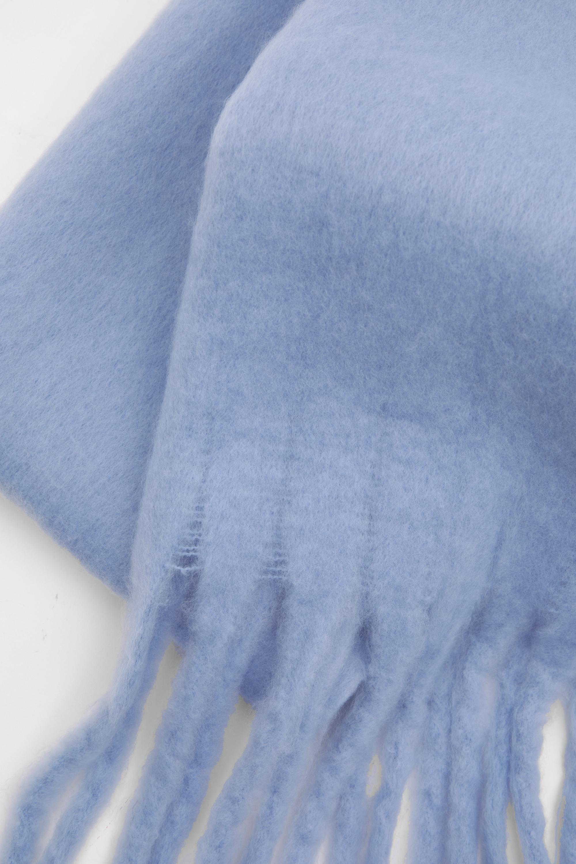 Maxi mohair-effect scarf — Pale blue