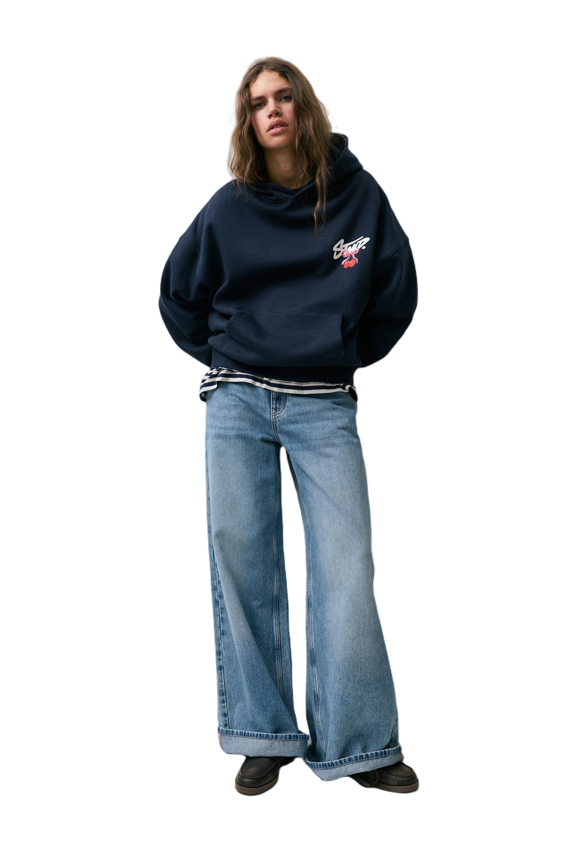 Kapüşonlu STWD kirazlı sweatshirt - Görsel 13