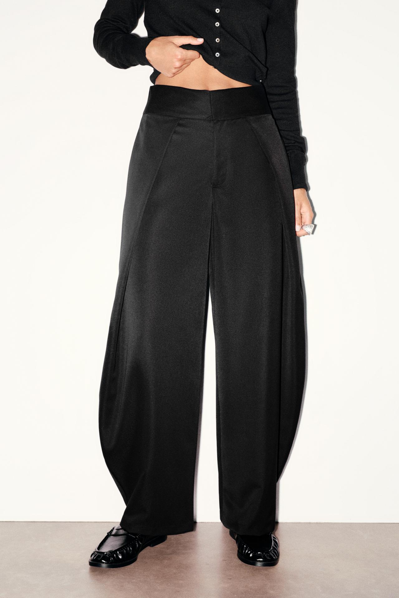 Balloon fit darted trousers — Black