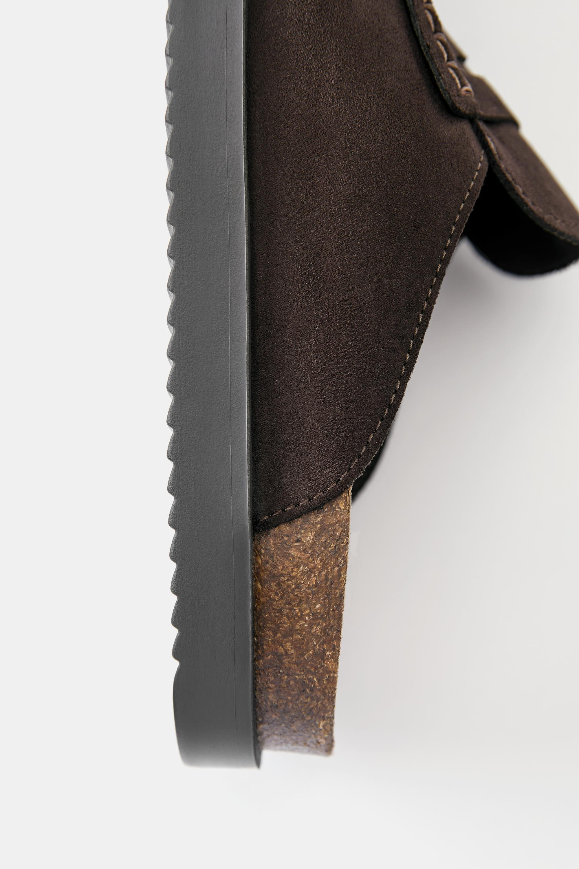 Bit detail clogs — Brown