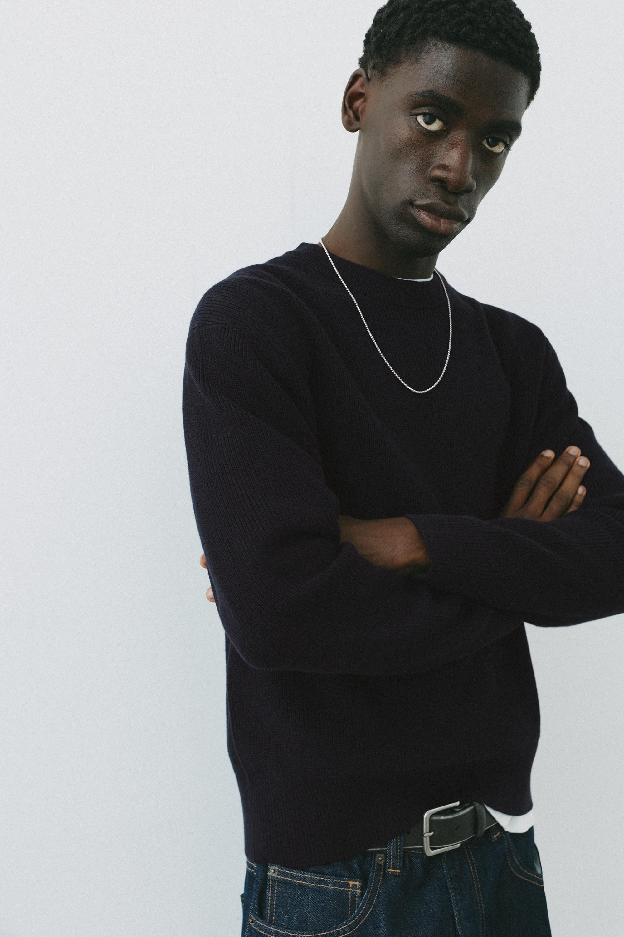 Basic jumper — Black