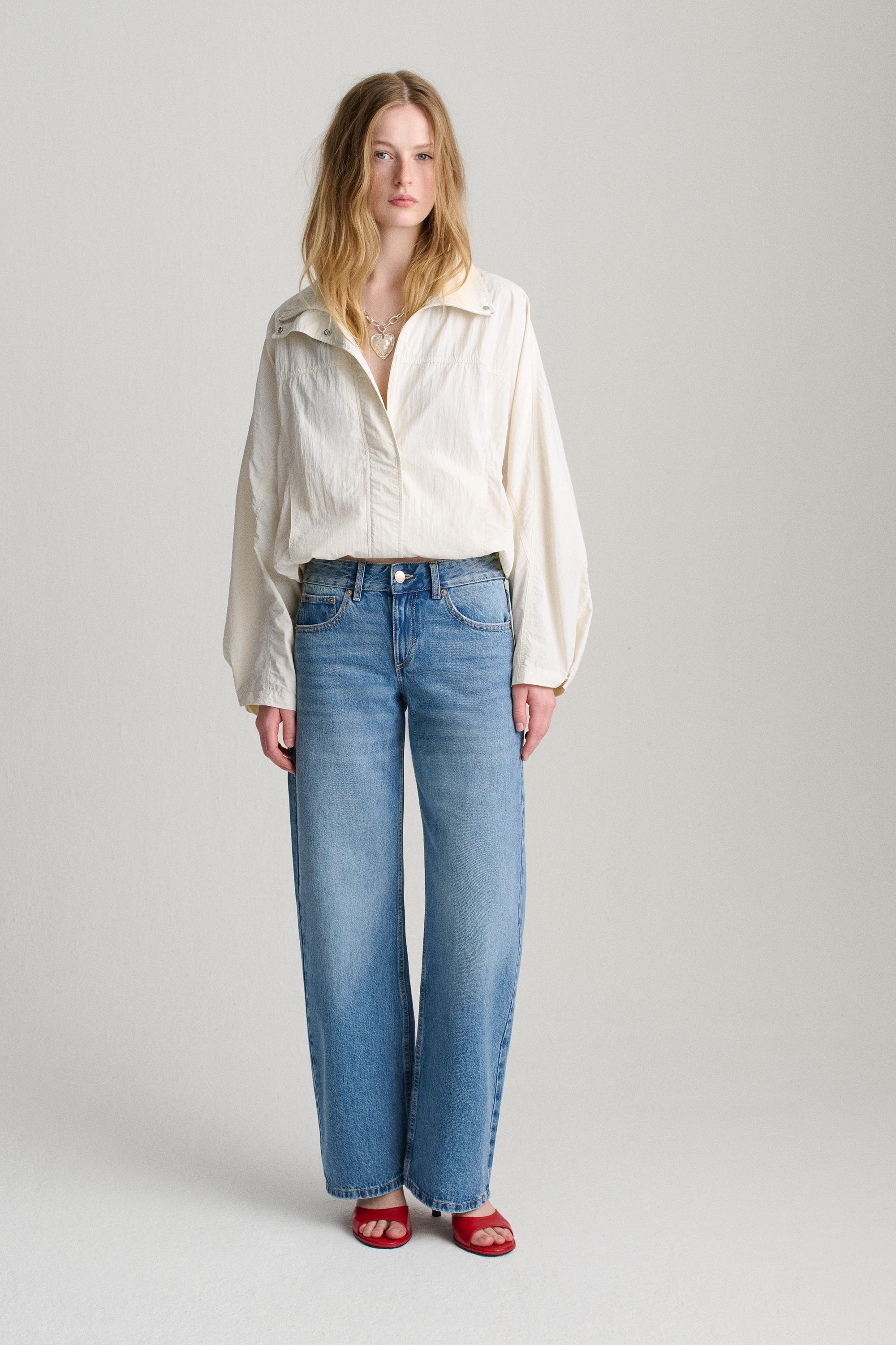 Low-rise straight-leg jeans — Medium blue
