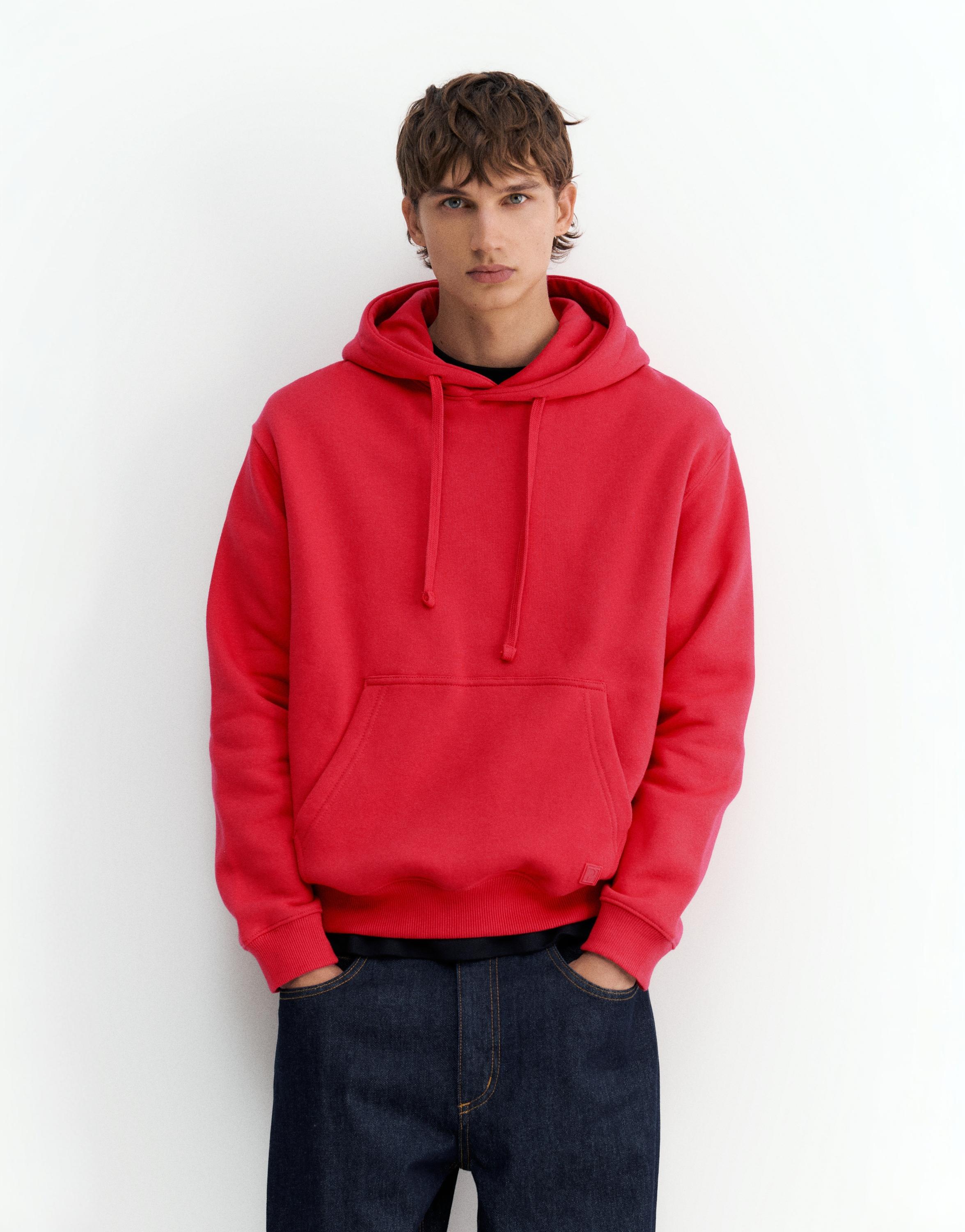 Basic hoodie — Red