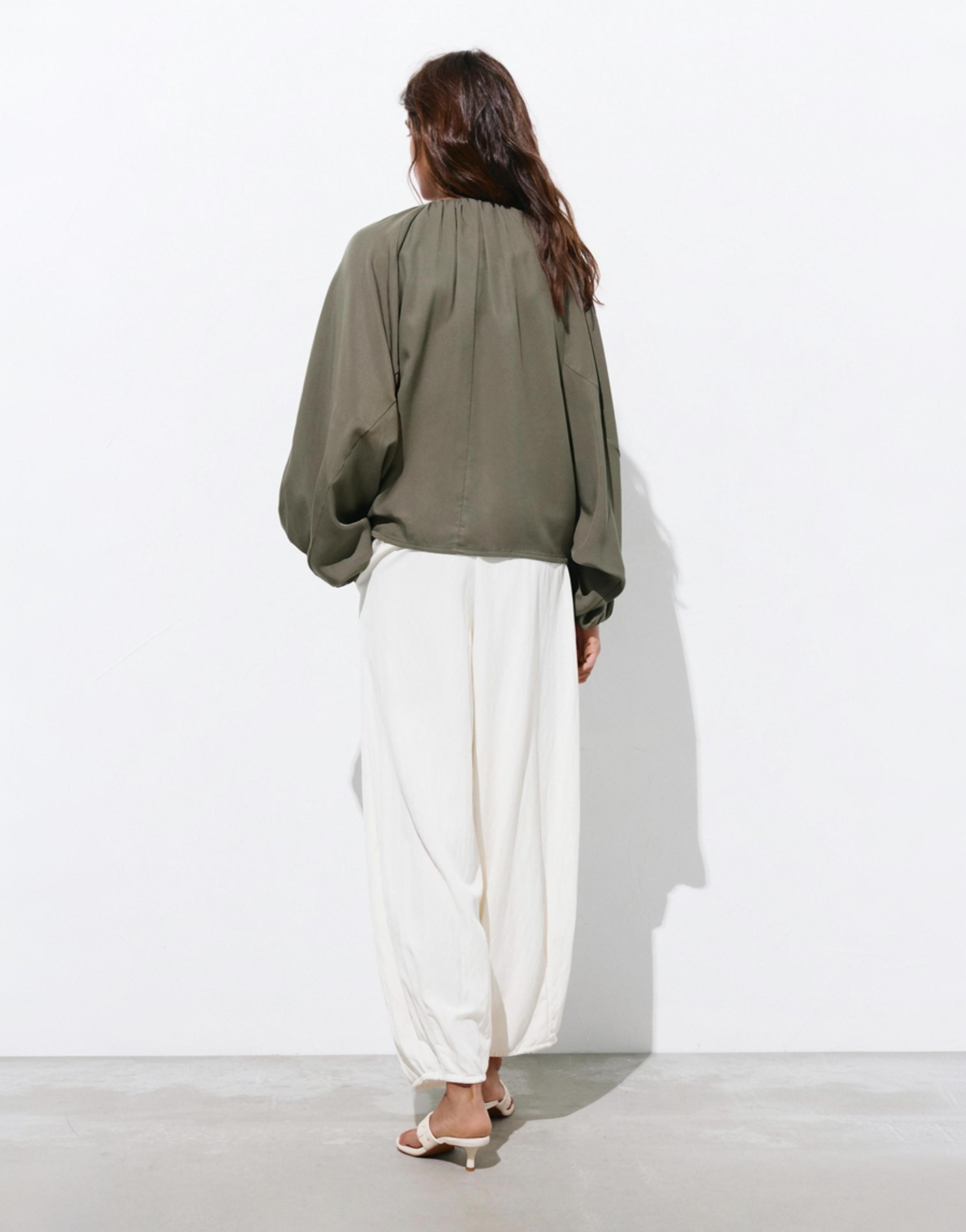Balloon bomber jacket — Khaki