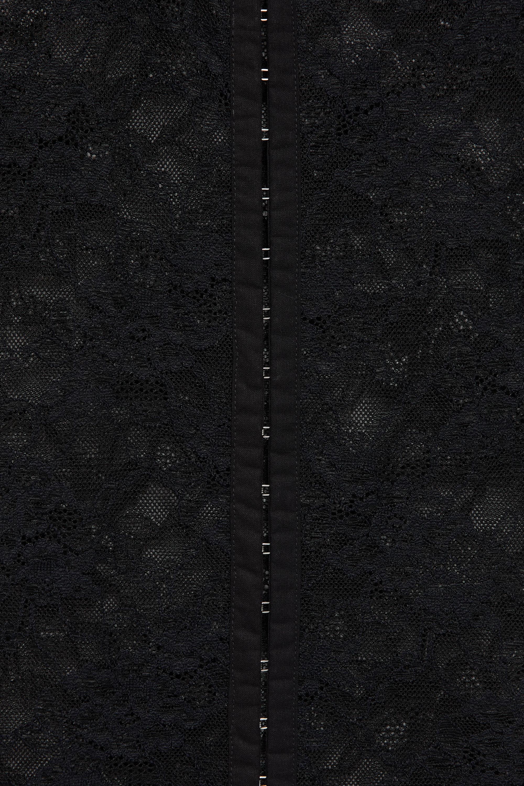 Lace stand collar top — Black