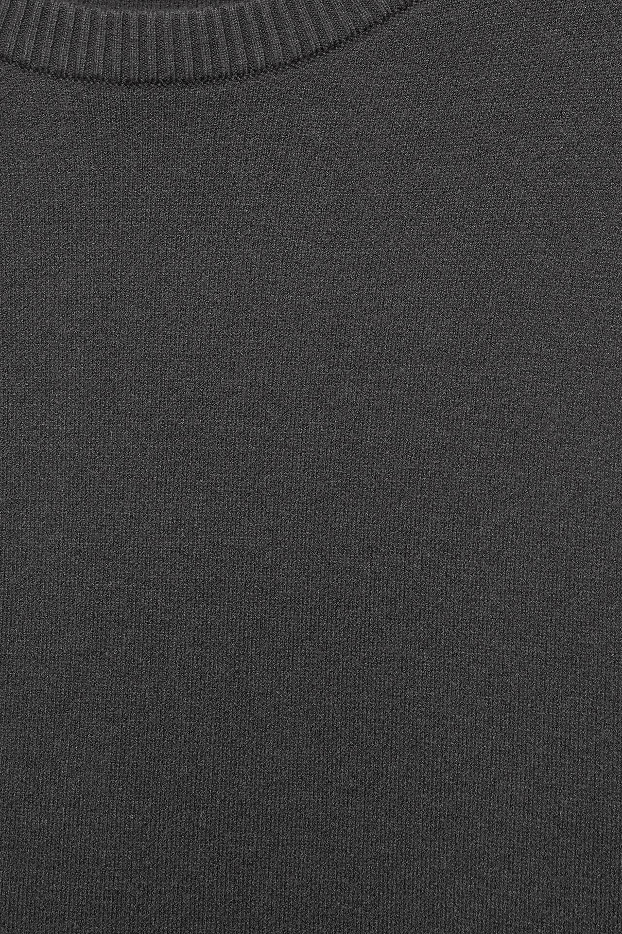 Soft-touch round neck jumper — Dark anthracite