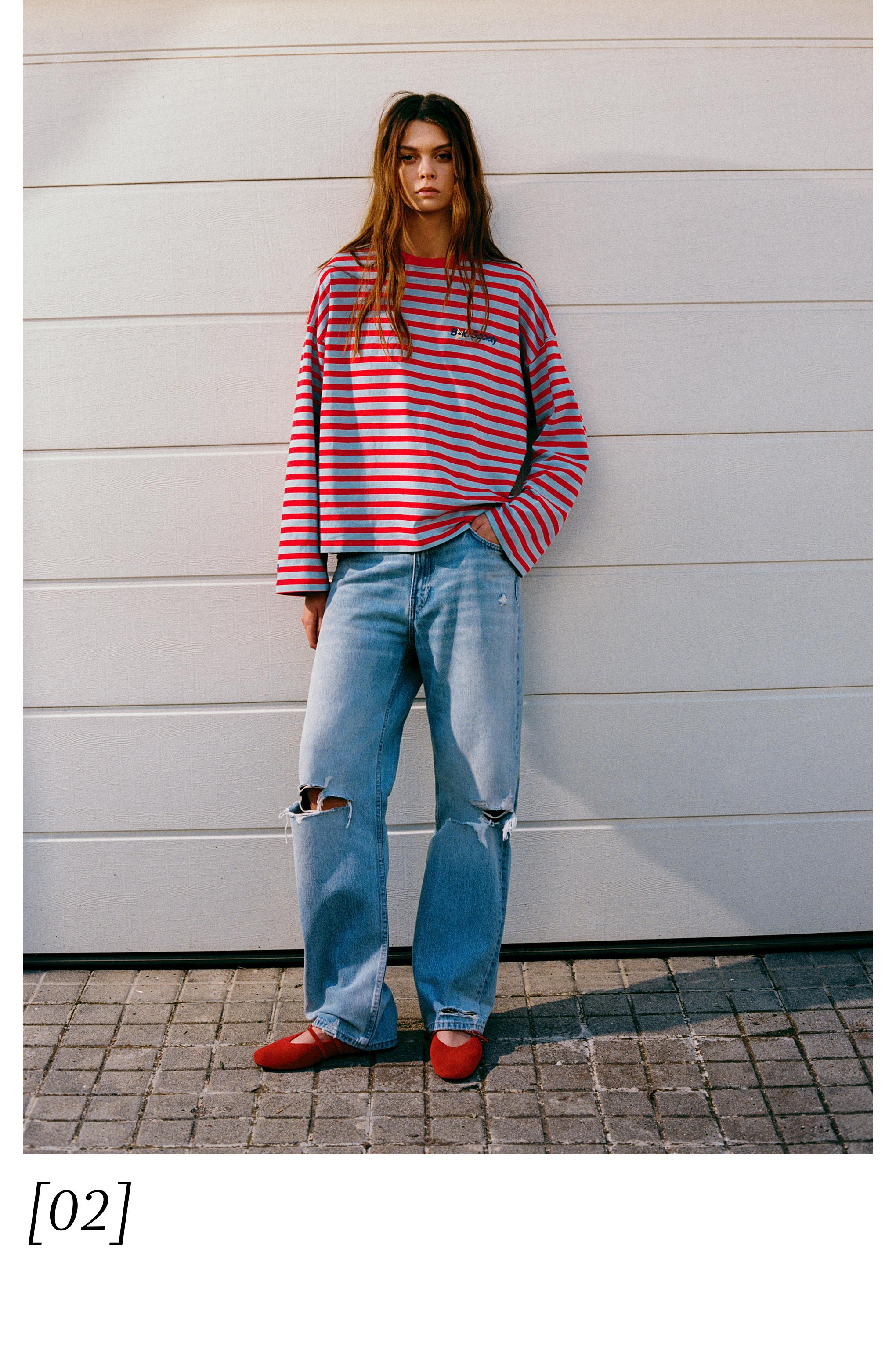 Yazı detaylı çizgili t-shirt - Görsel 16