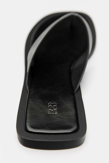 Flat strappy sandals — Black 5