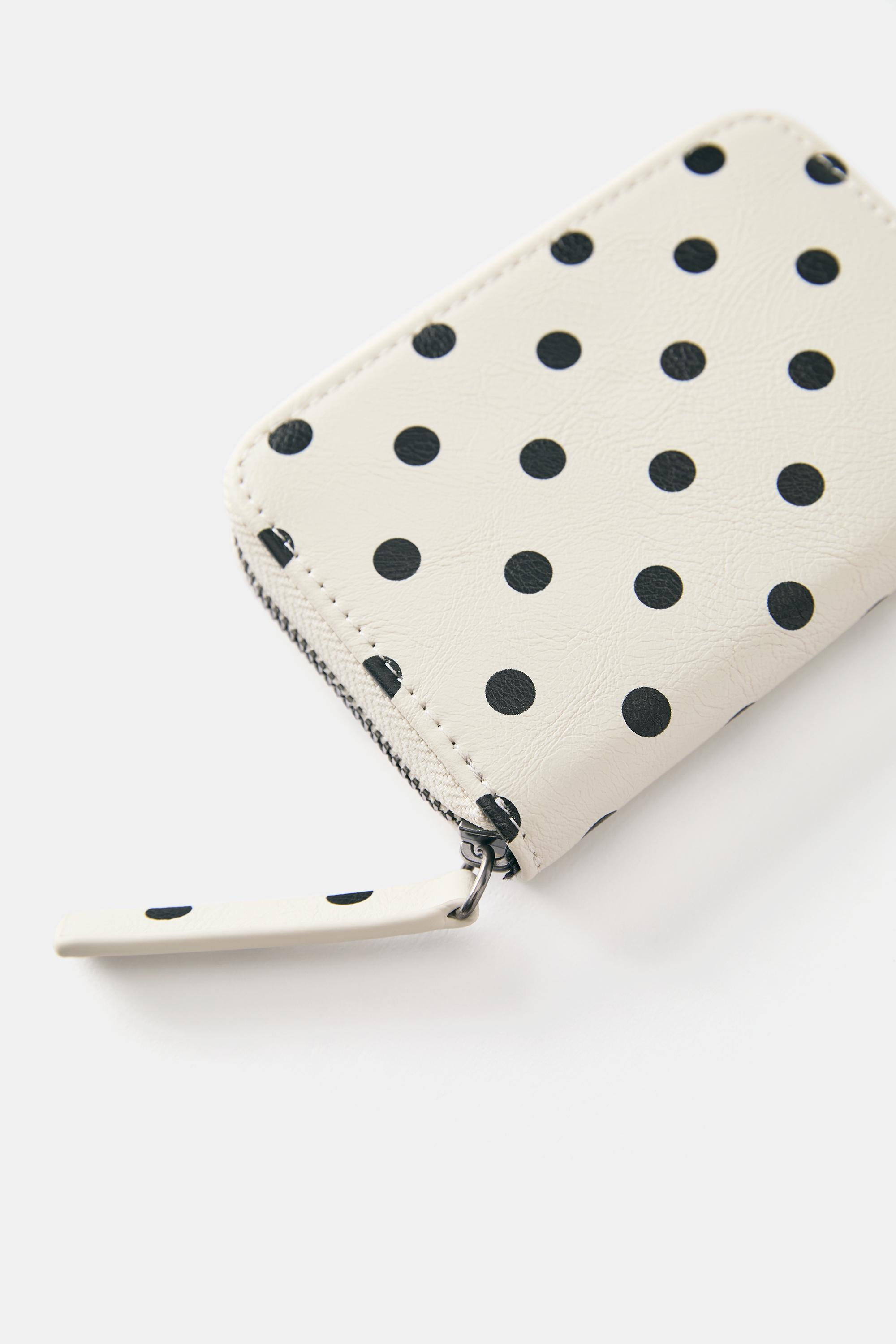 Polka dot purse — White