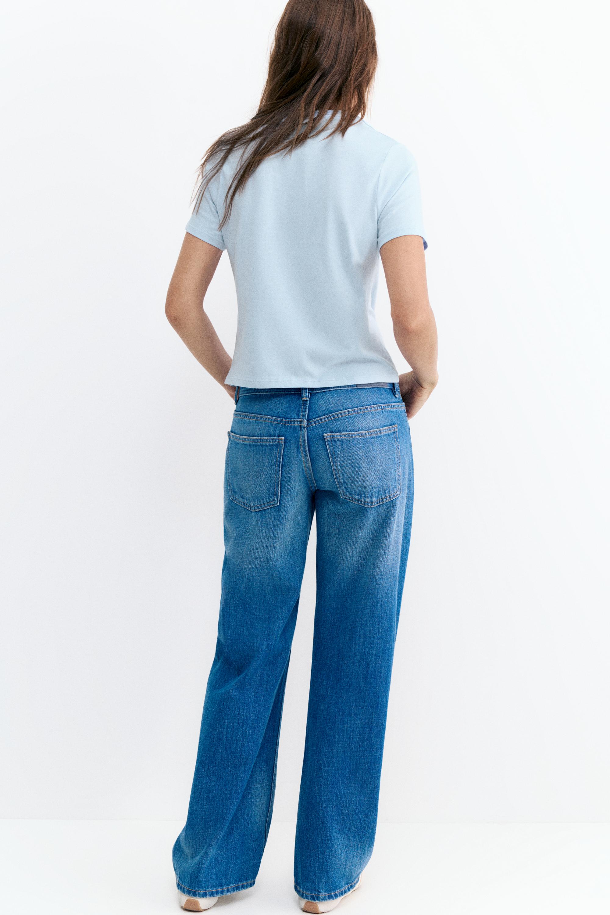 Studded text T-shirt — Pale blue