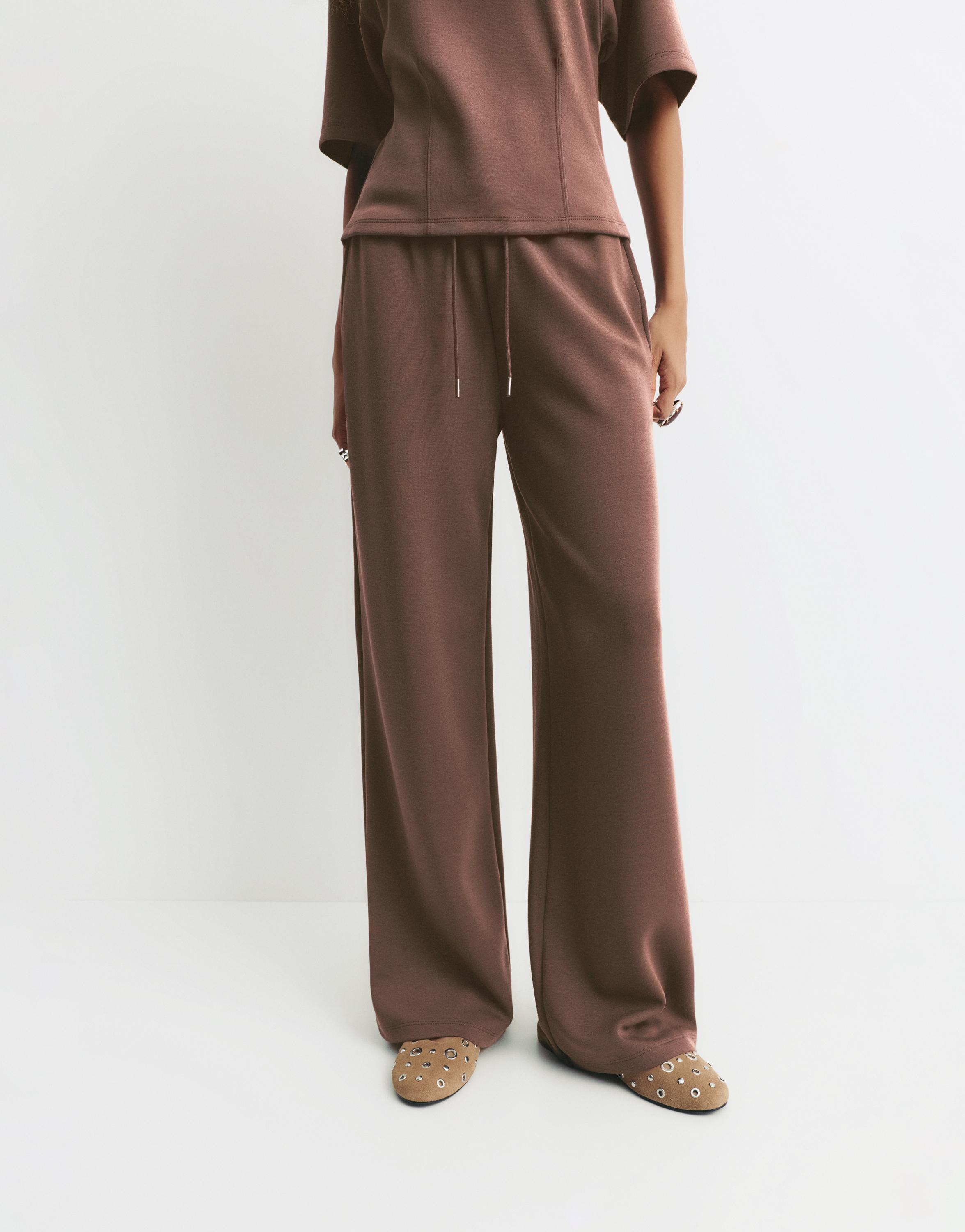 Soft-touch wide-leg trousers — Brown