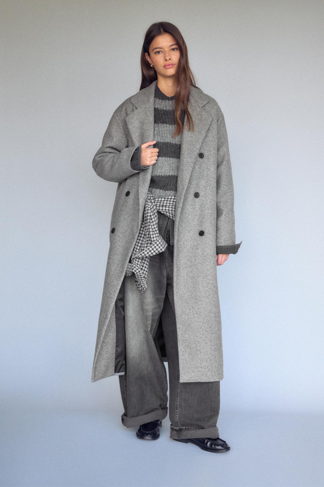 Long soft touch coat PULL&BEAR