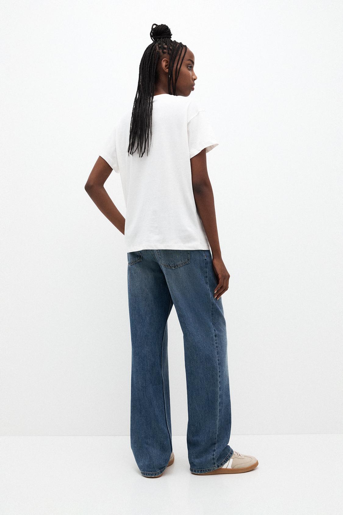 Kurzärmeliges esoterisches T-Shirt mit Sonne - PULL&BEAR 