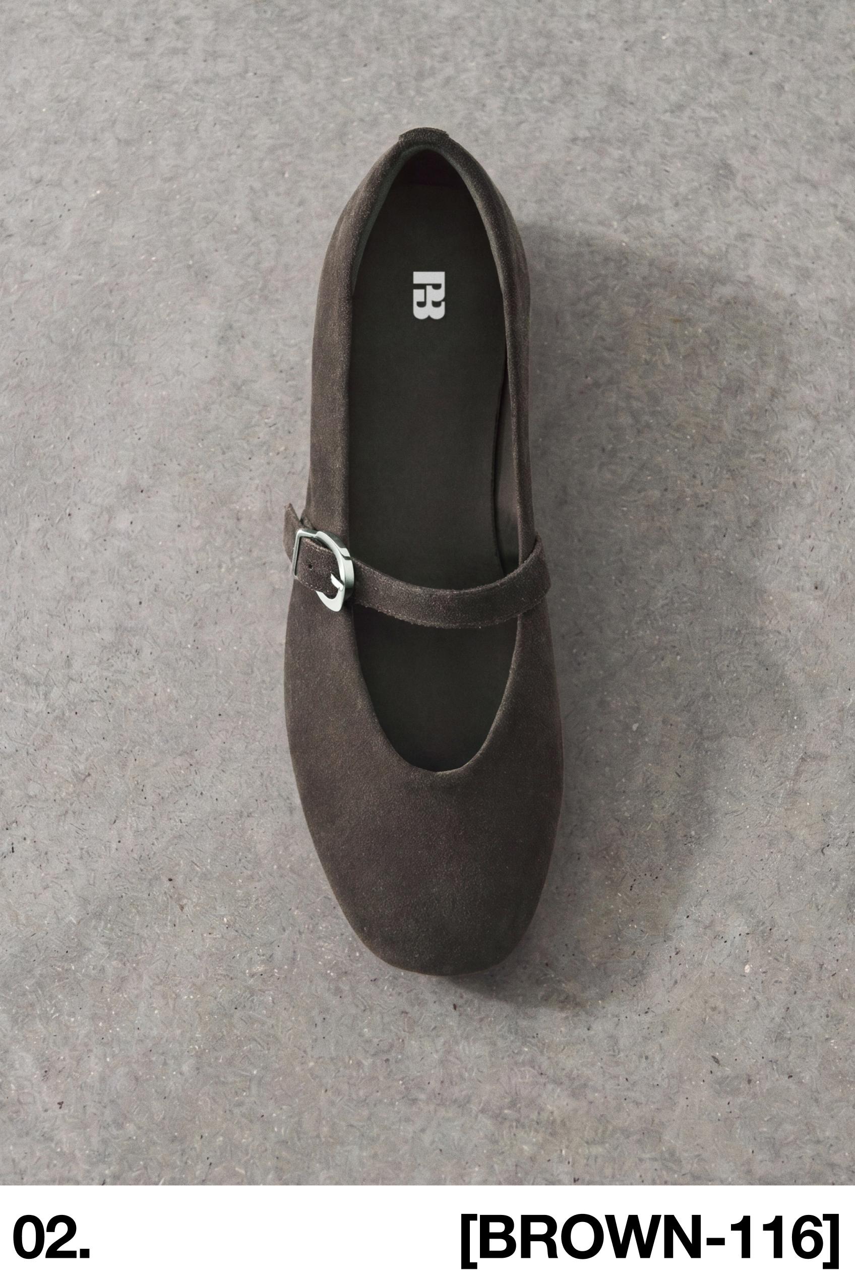 Leather ballerinas — Brown