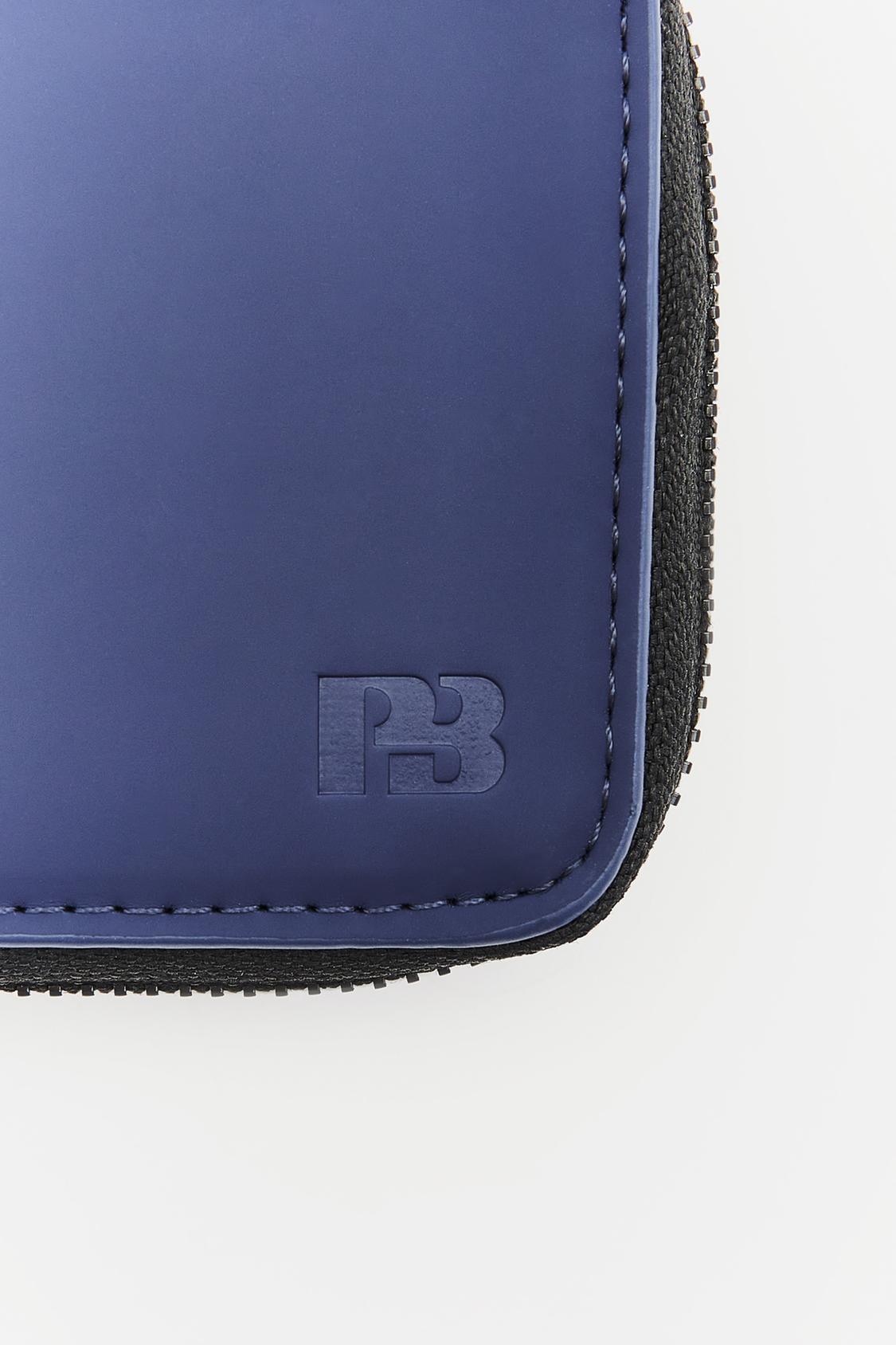 Rubberized wallet with zipper - pull&bear 