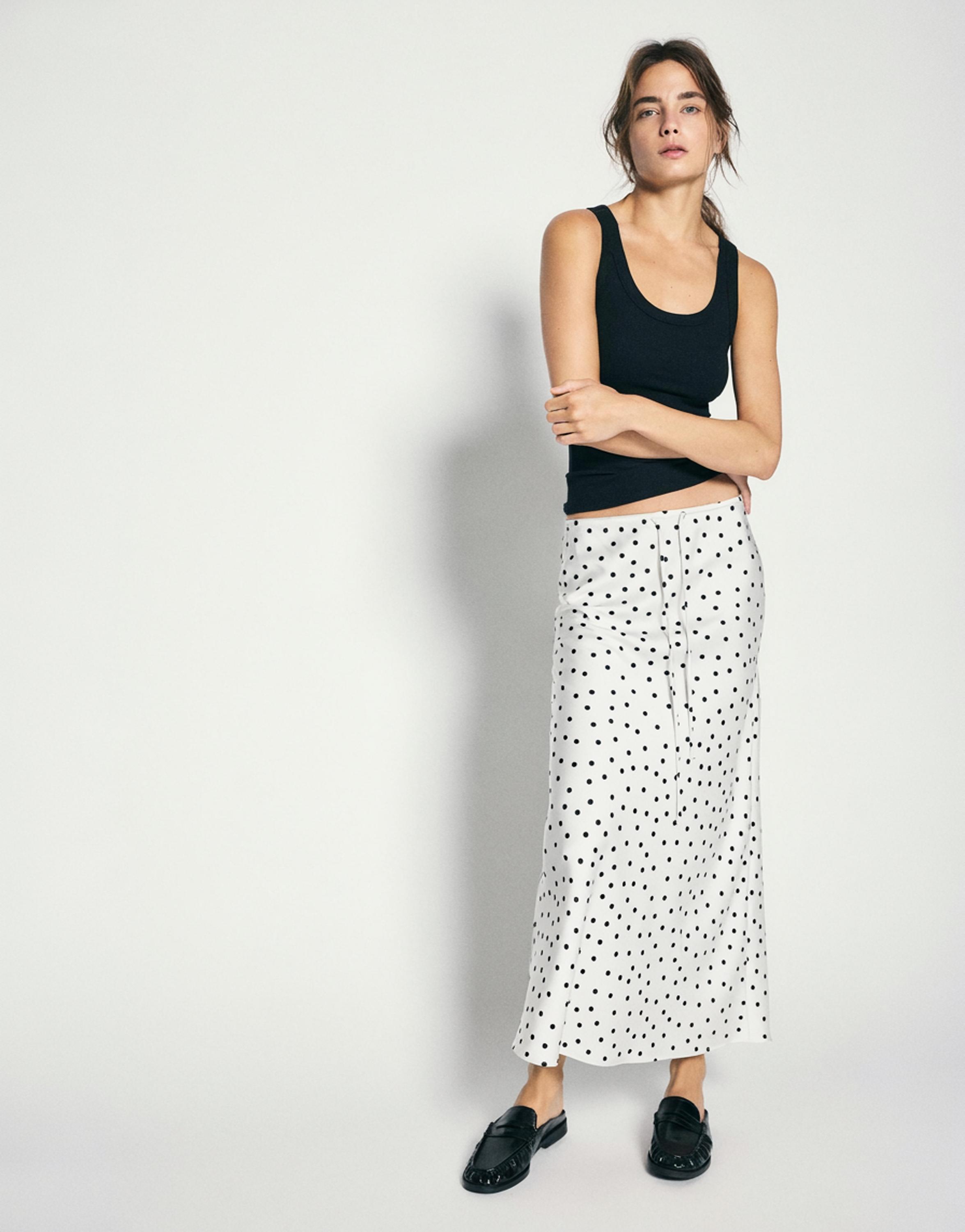 Satin drawstring midi skirt — Ecru/Black