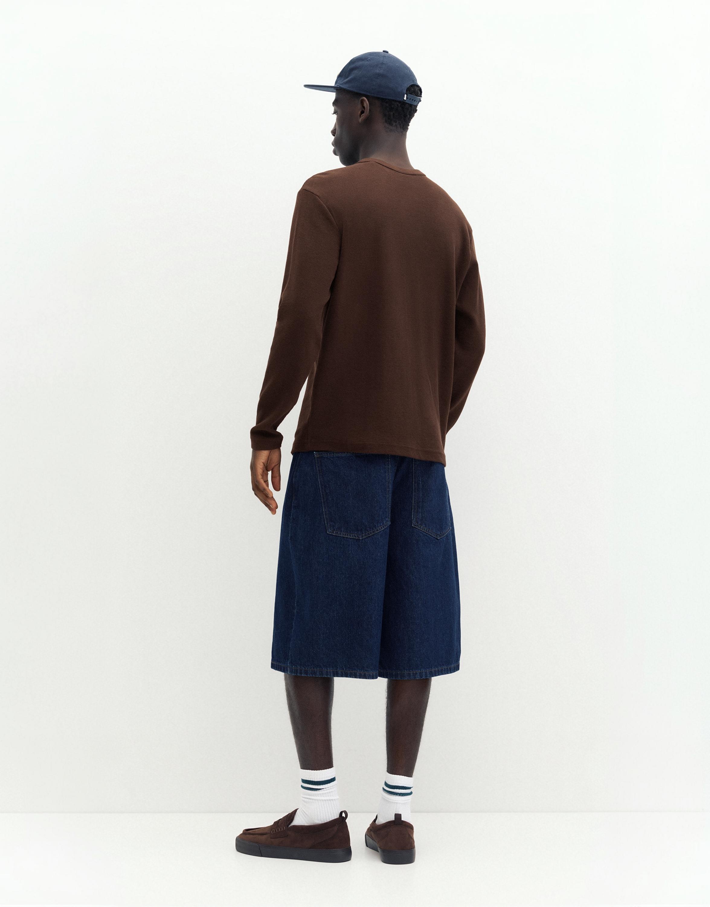 Waffle-knit long sleeve T-shirt — Brown