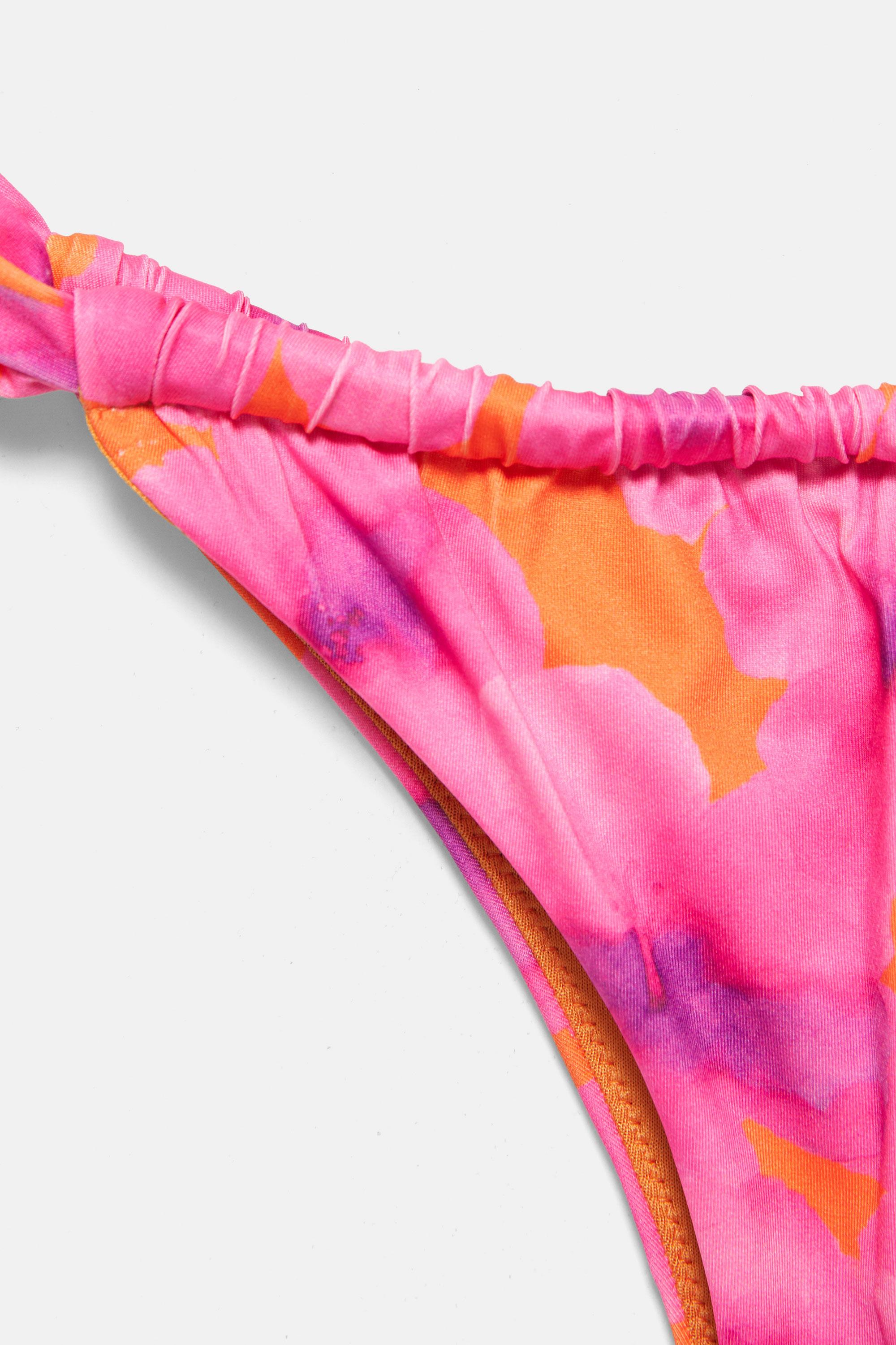 Floral bikini bottoms with gathered detail — Fuchsia