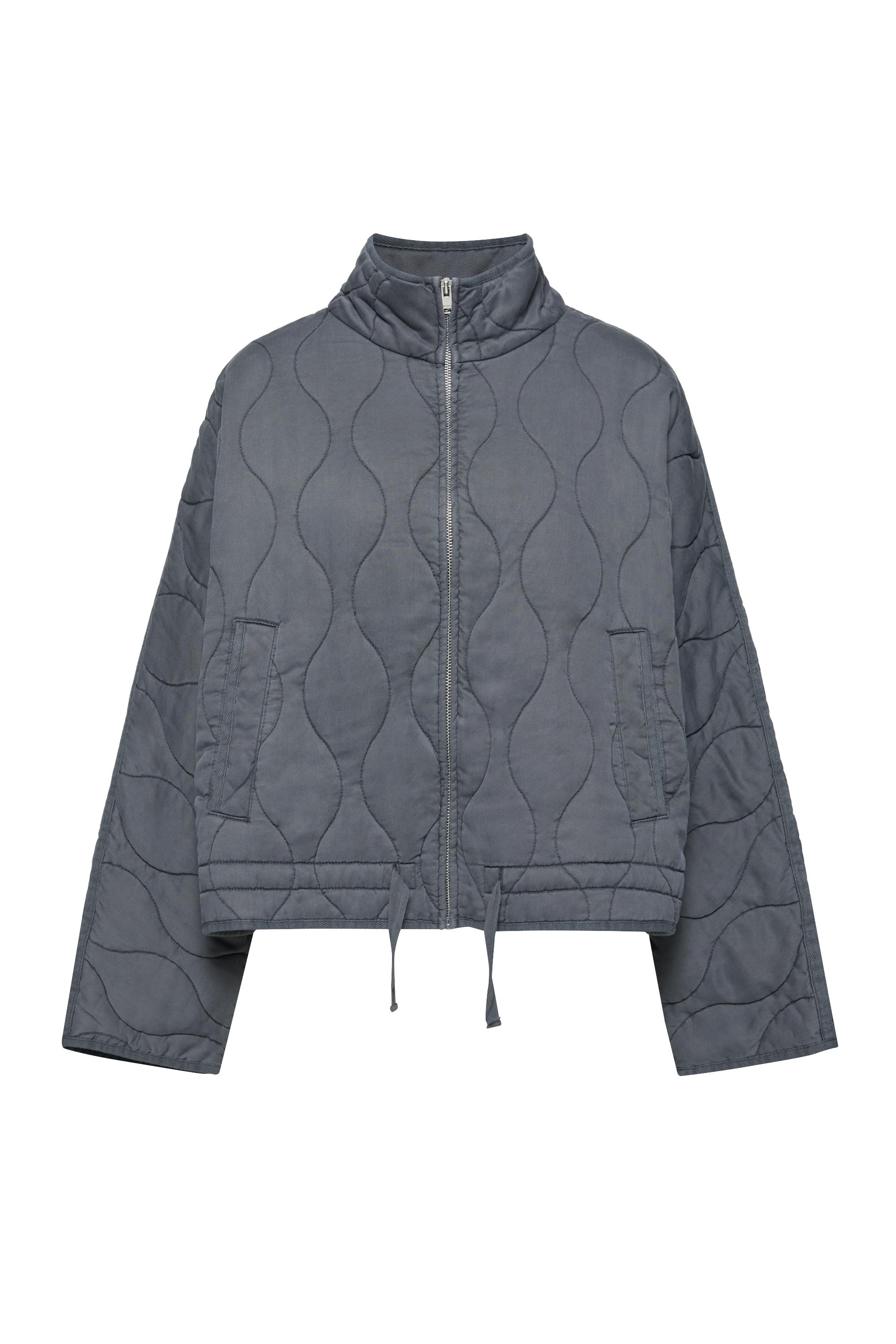 Lightweight puffer jacket with a high neck