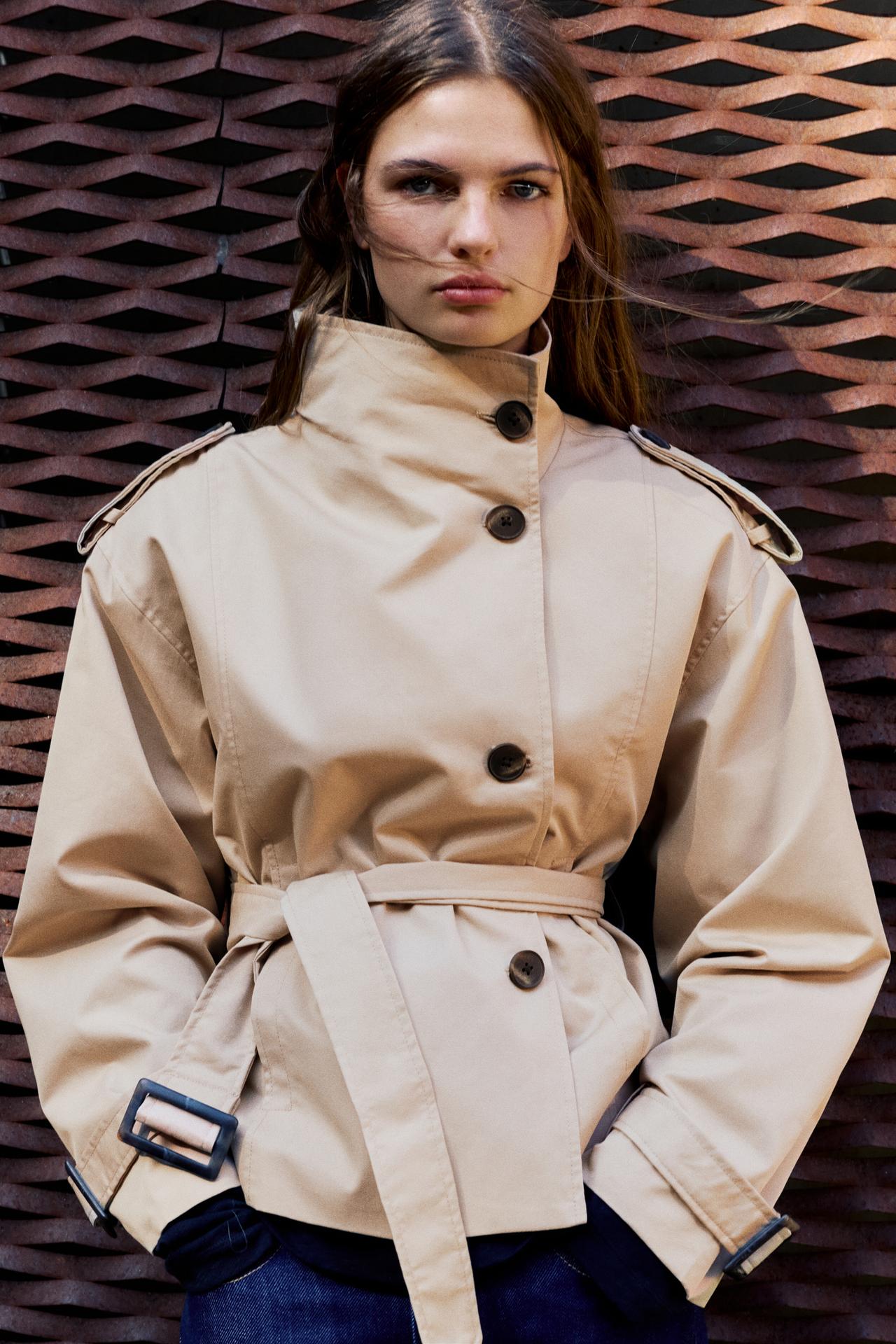 Short belted trench coat — Ecru