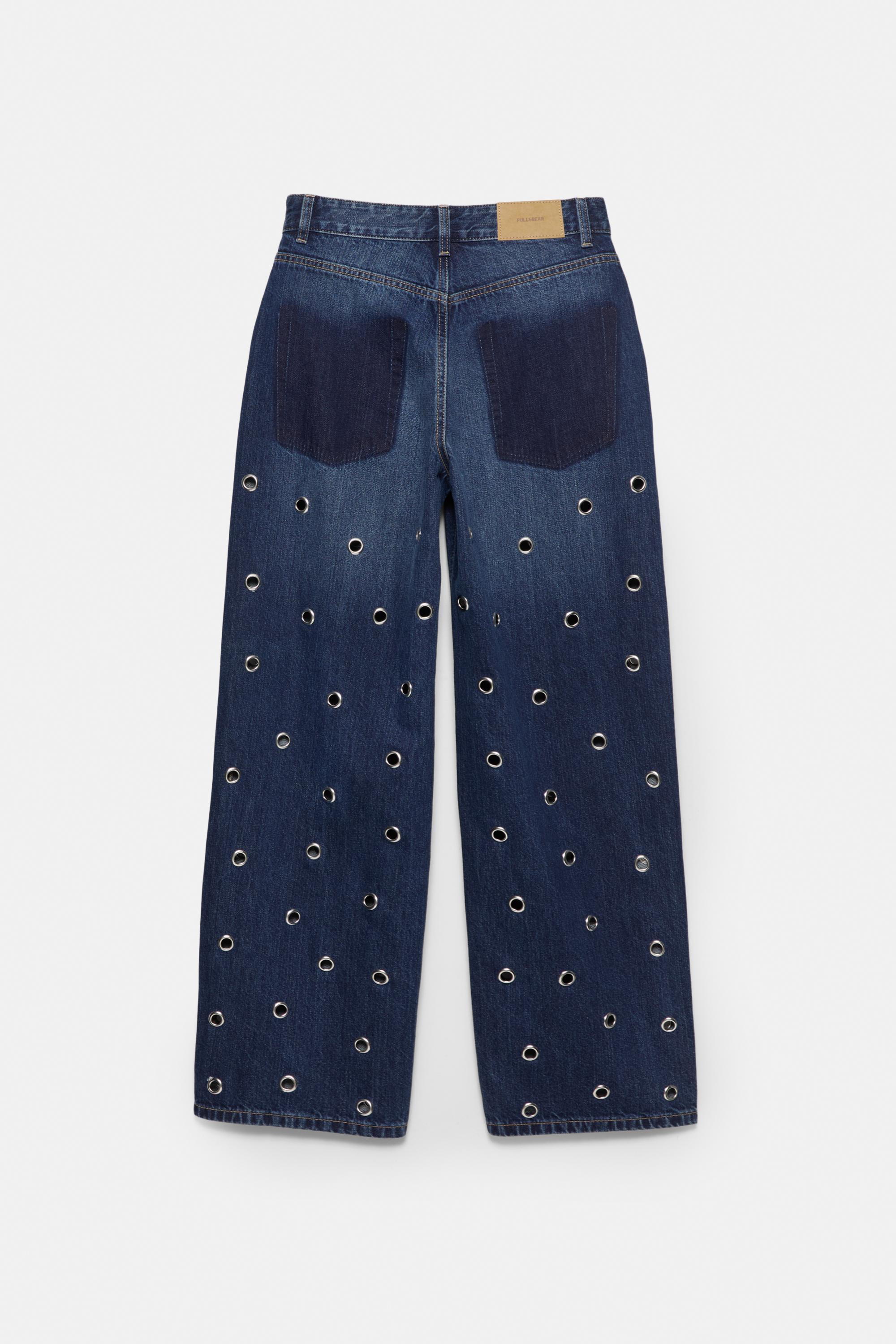 Baggy eyelet jeans