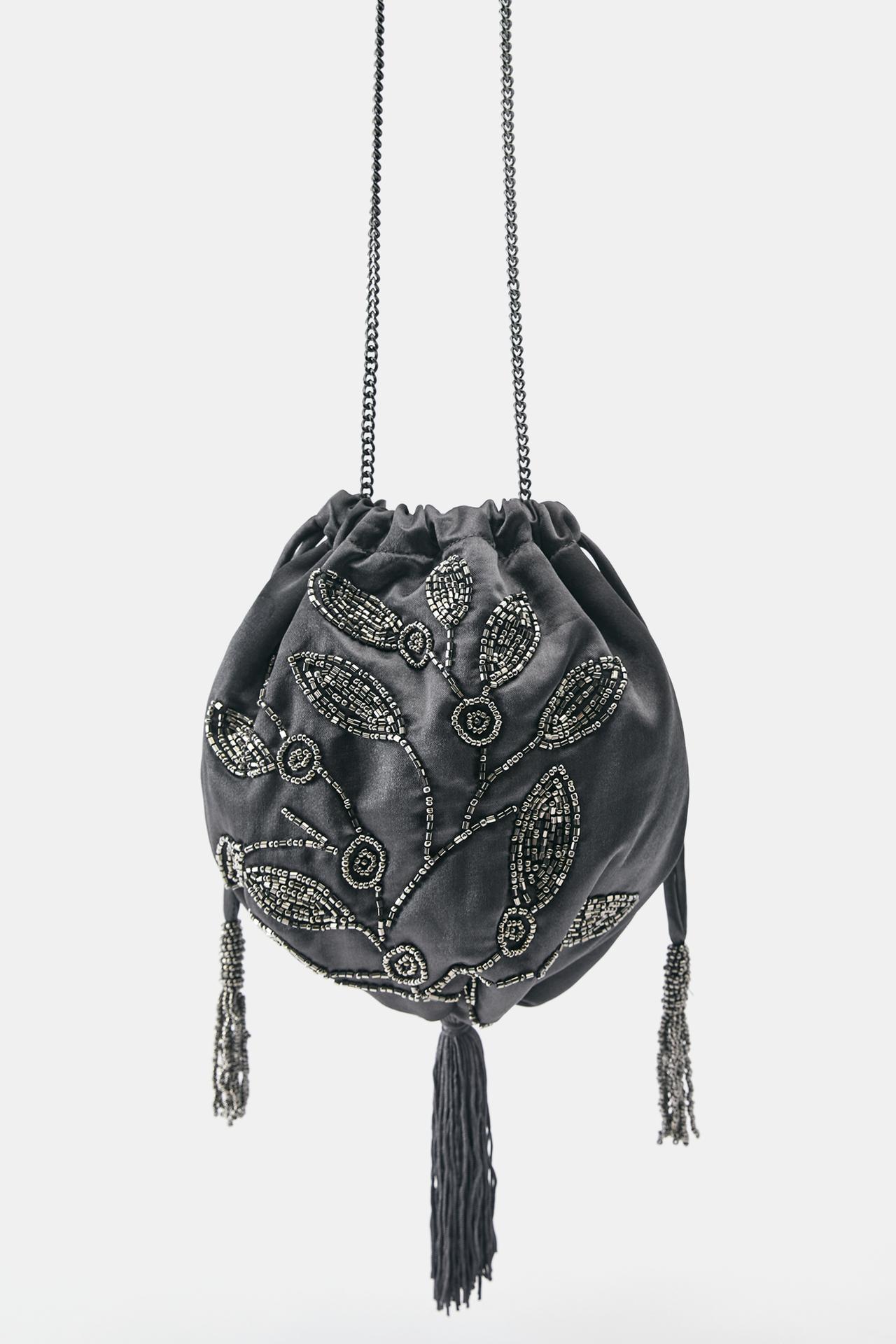 Beaded bucket bag — Grey