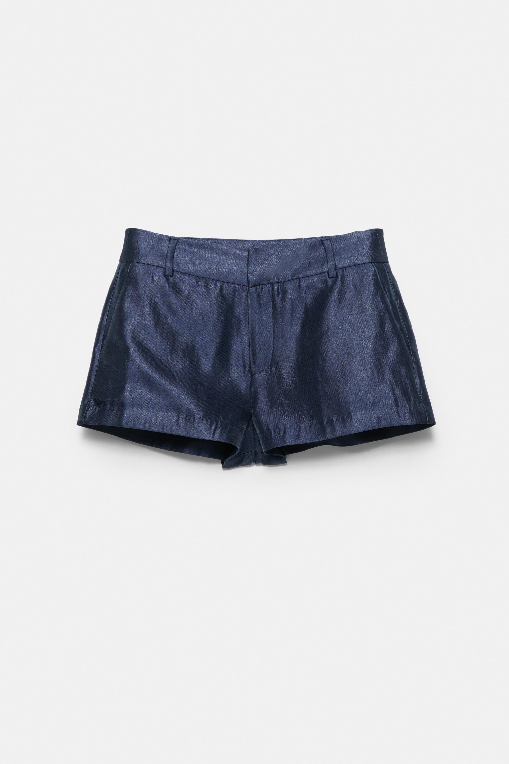 Calções Bermuda Elegantes De Tecido Brilhante