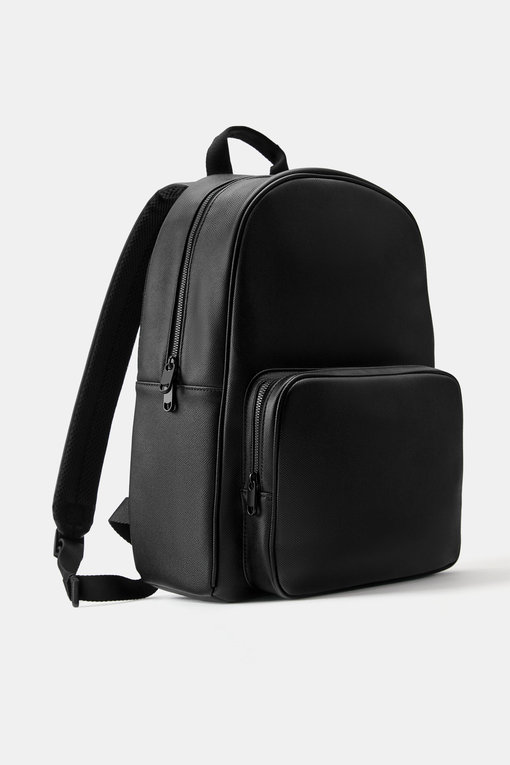 Textured pocket backpack — Black