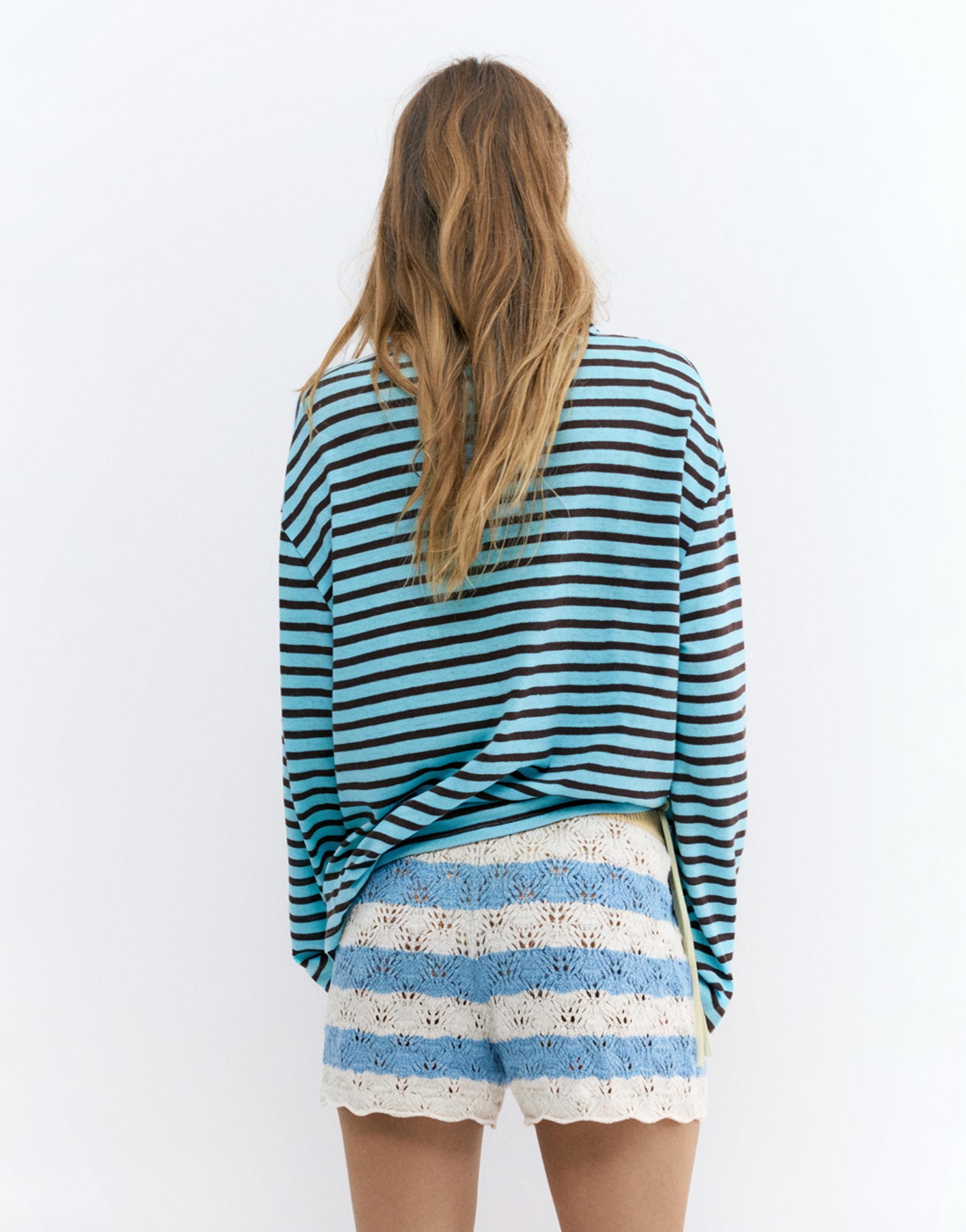 Striped crochet shorts — Pale blue