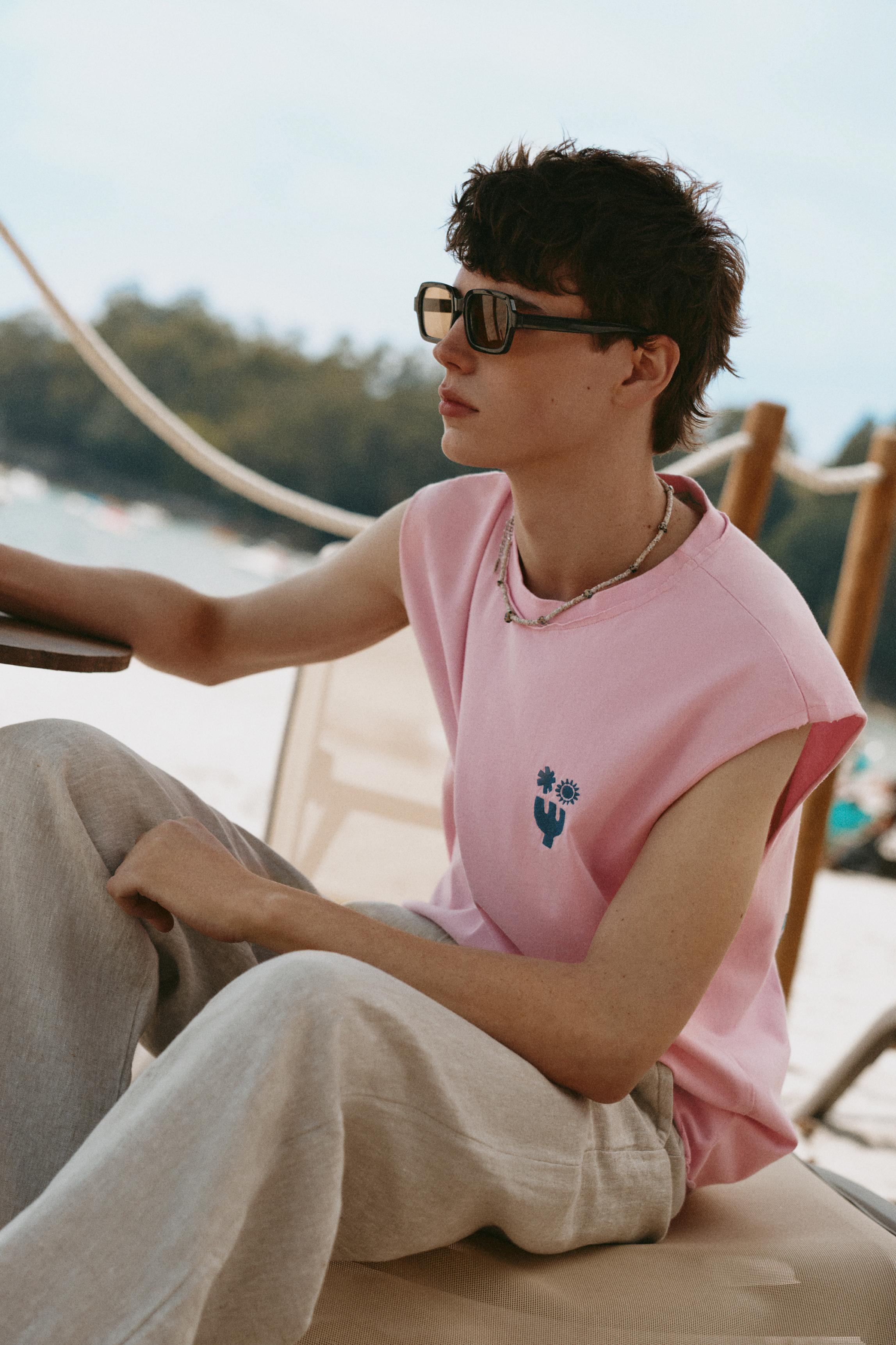 Ibiza boxy sleeveless T-shirt — Pink
