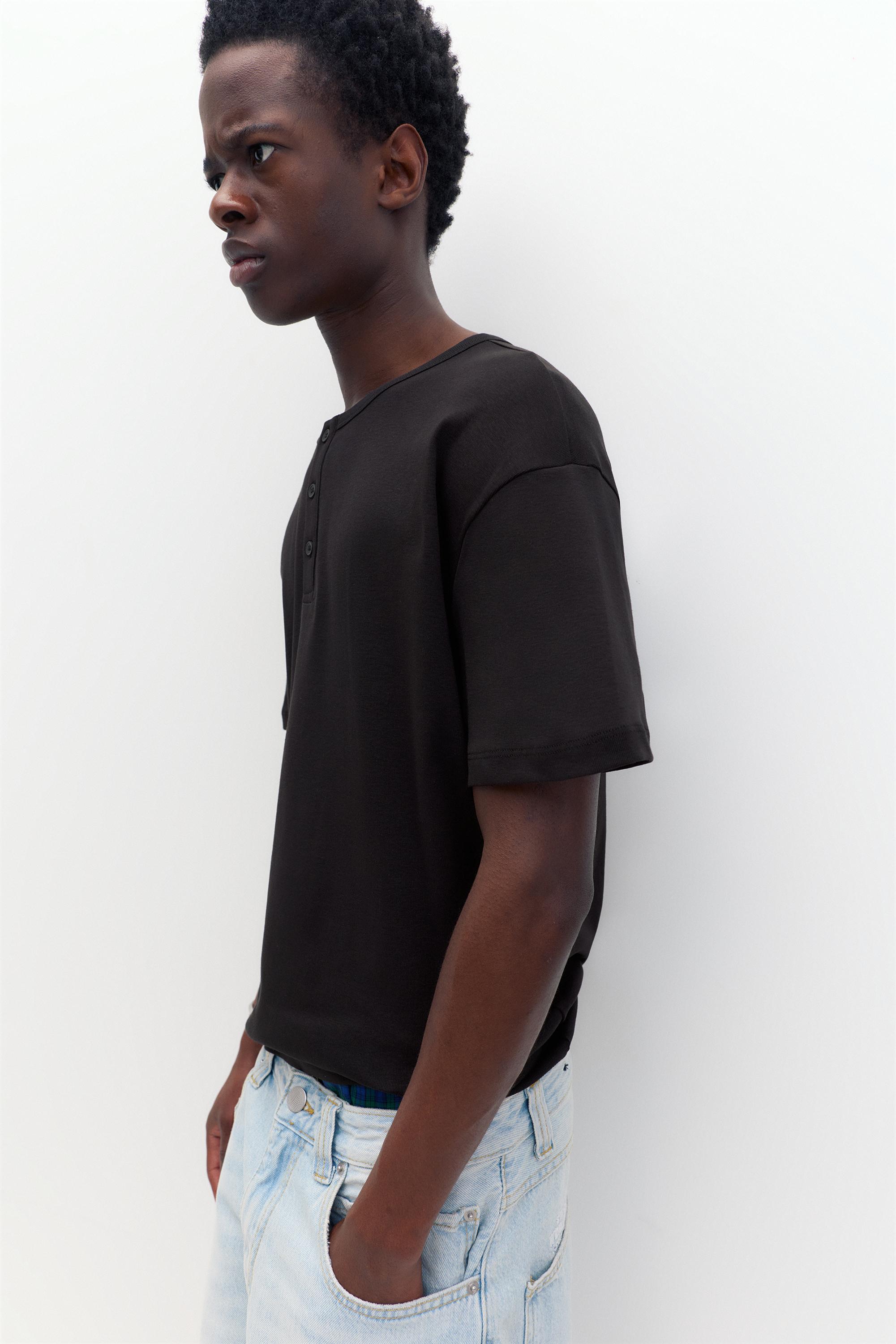 Basic Henley T-shirt — Black