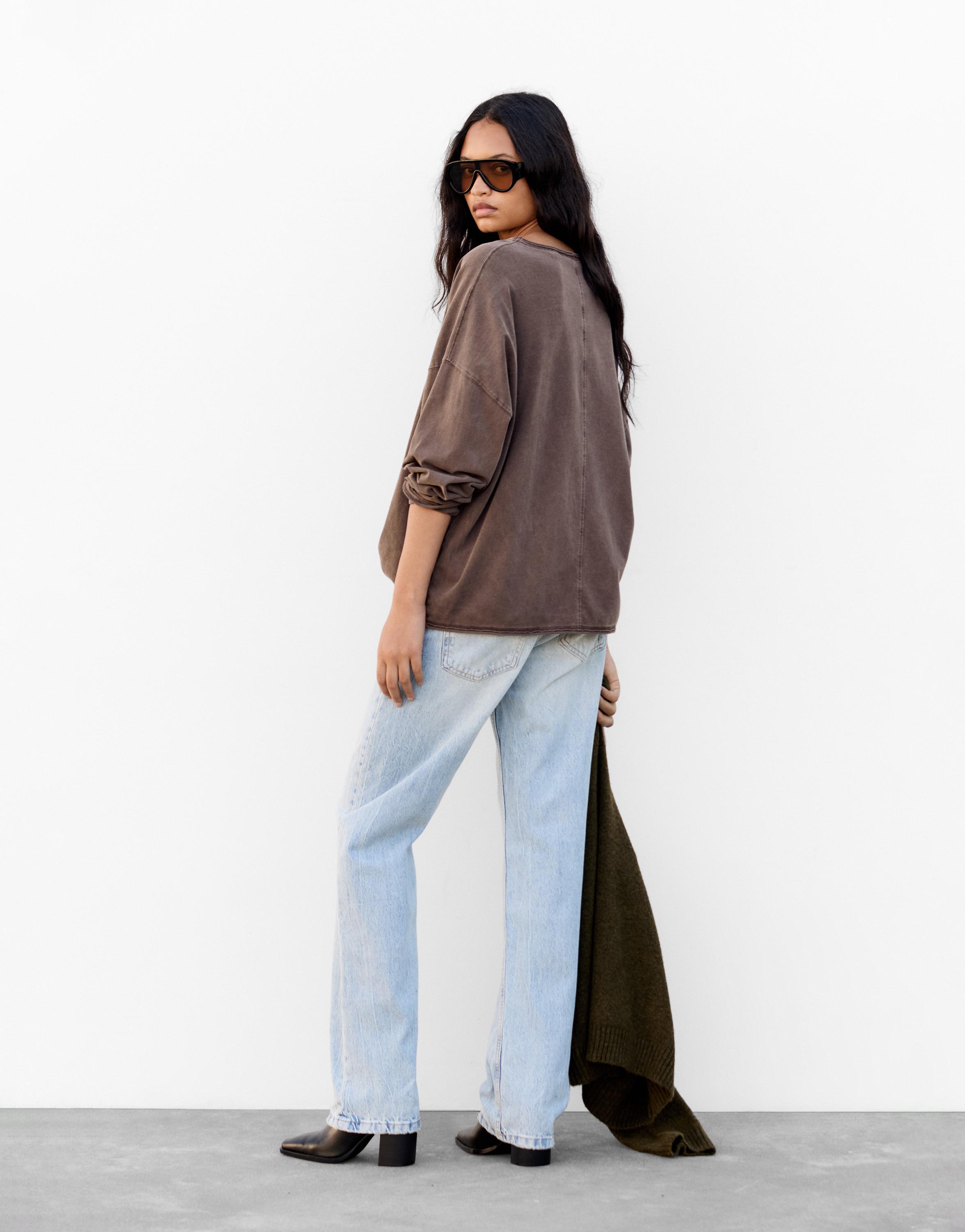 Uzun kollu oversize t-shirt - Görsel 40