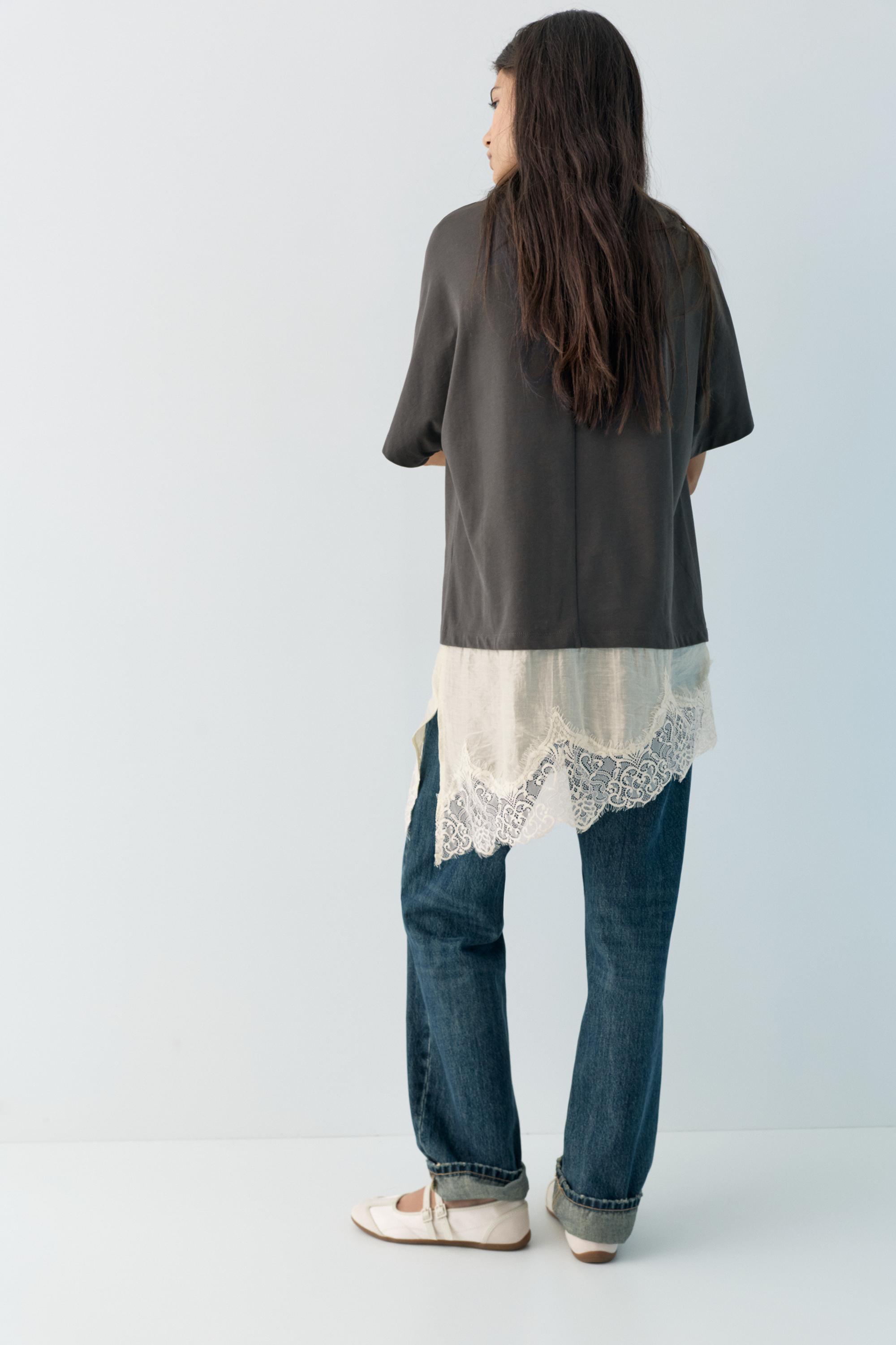 Contrast T-shirt with lace hem — Anthracite grey